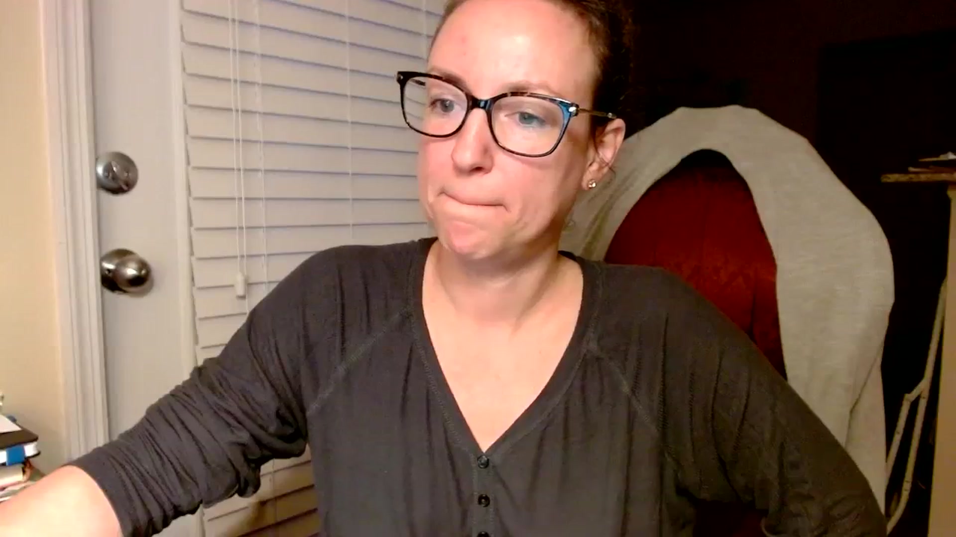 Gallery image thumbnail from AmiRobertsXO's myfreecams stream on, 08/29/2023, 12:04 image 8 of 20