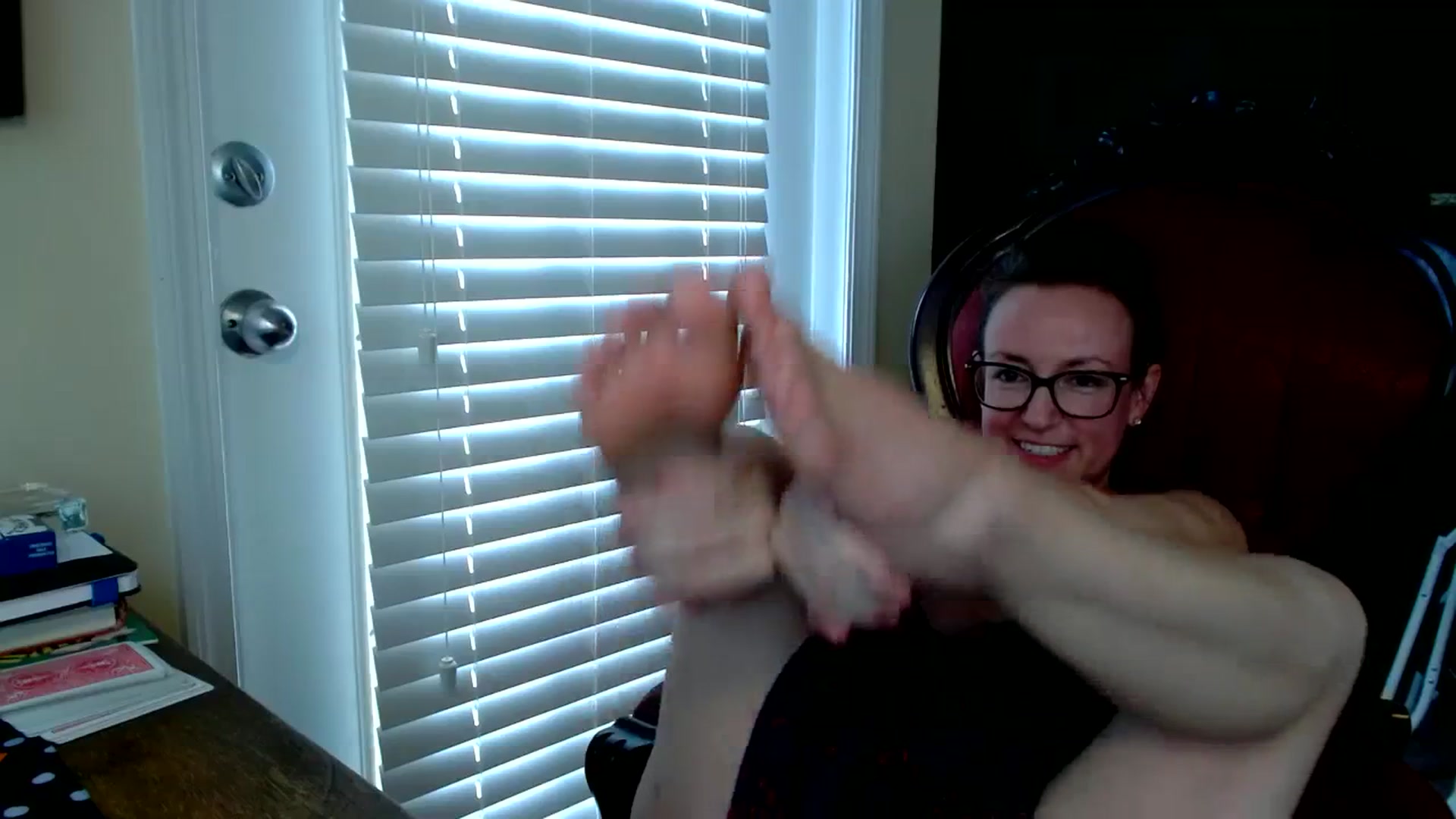 Gallery image thumbnail from AmiRobertsXO's myfreecams stream on, 08/29/2023, 14:18 image 15 of 20