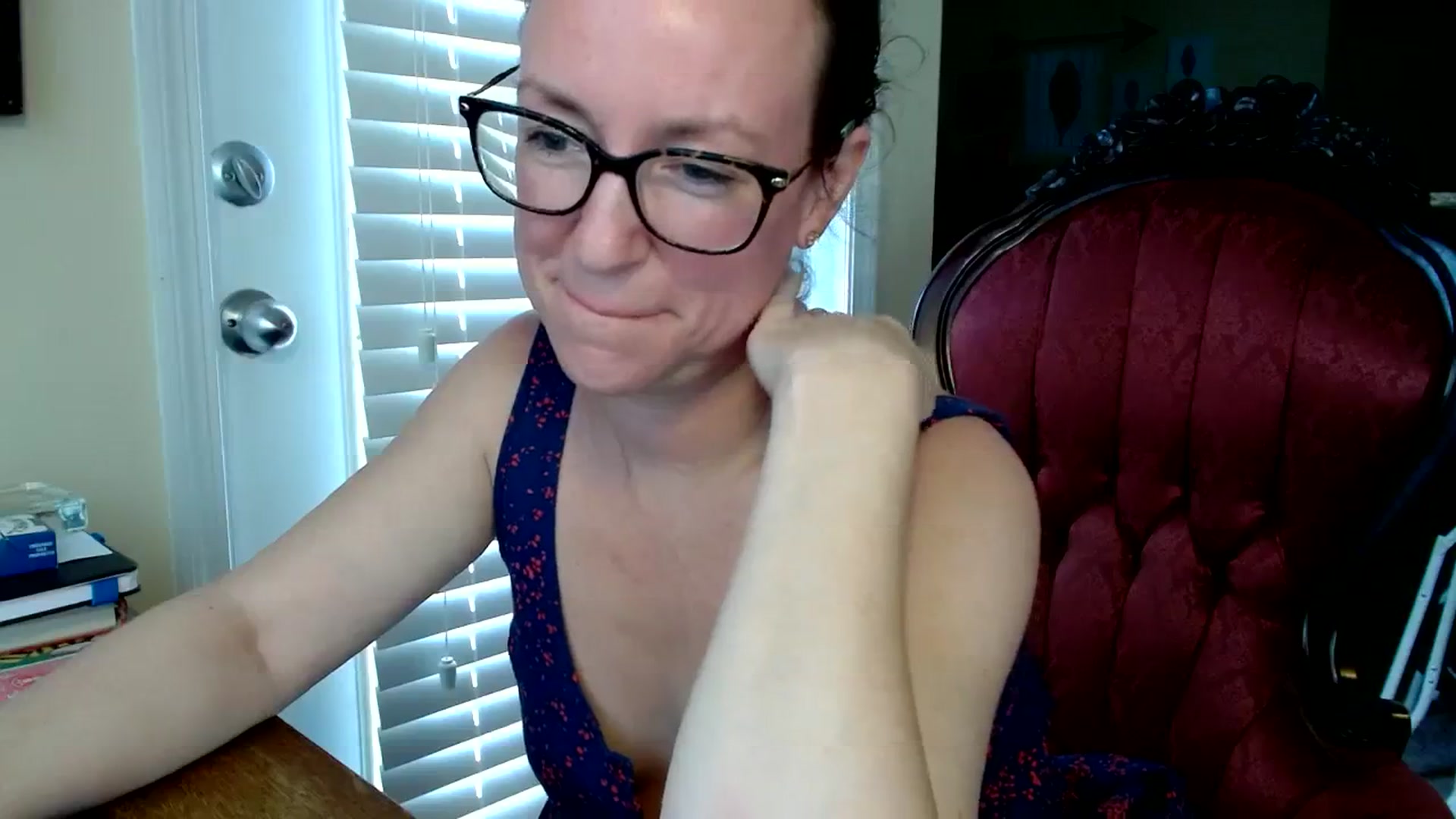 Gallery image thumbnail from AmiRobertsXO's myfreecams stream on, 08/29/2023, 14:18 image 19 of 20
