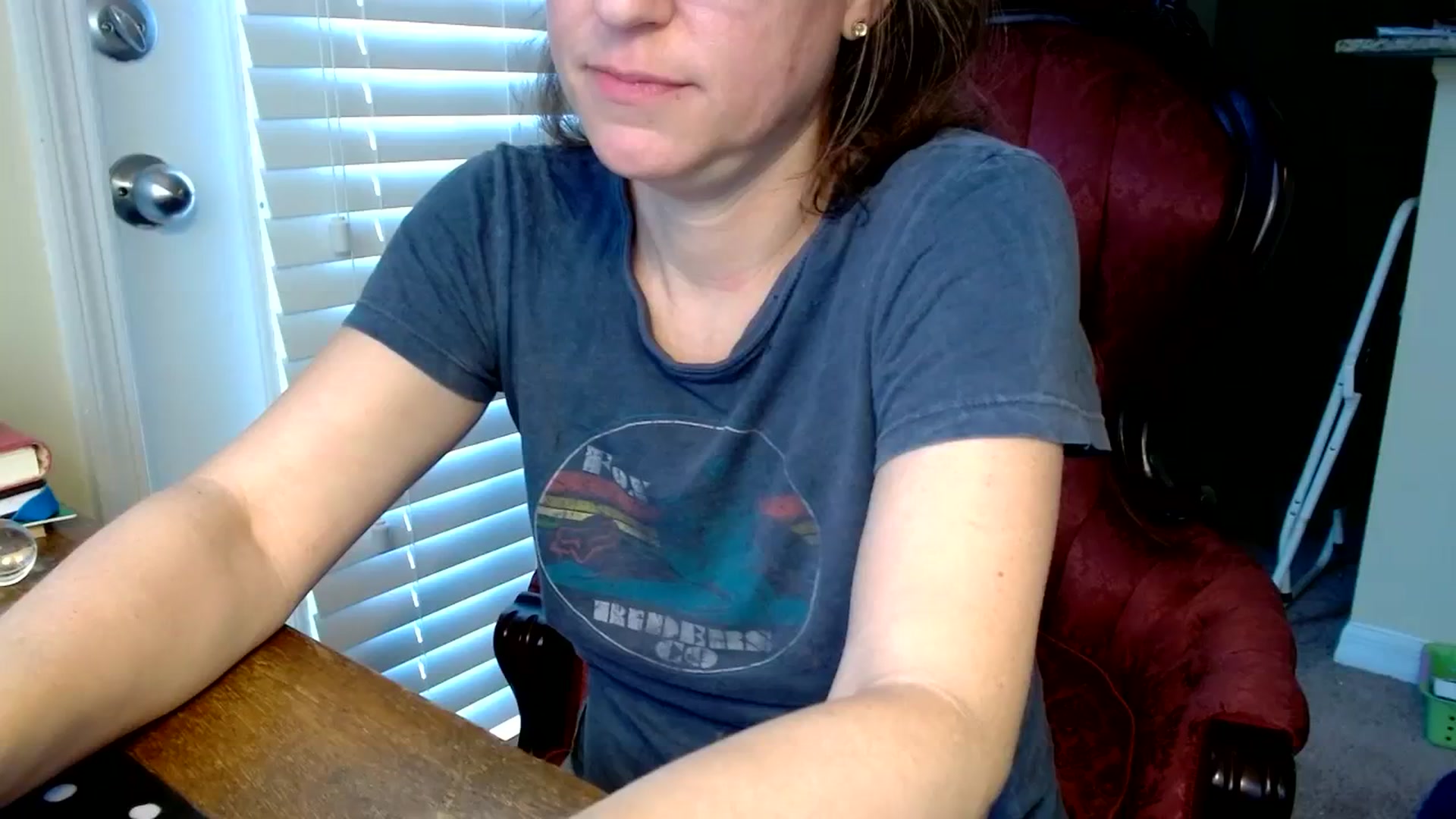 Gallery image thumbnail from AmiRobertsXO's myfreecams stream on, 09/09/2023, 18:56 image 6 of 20