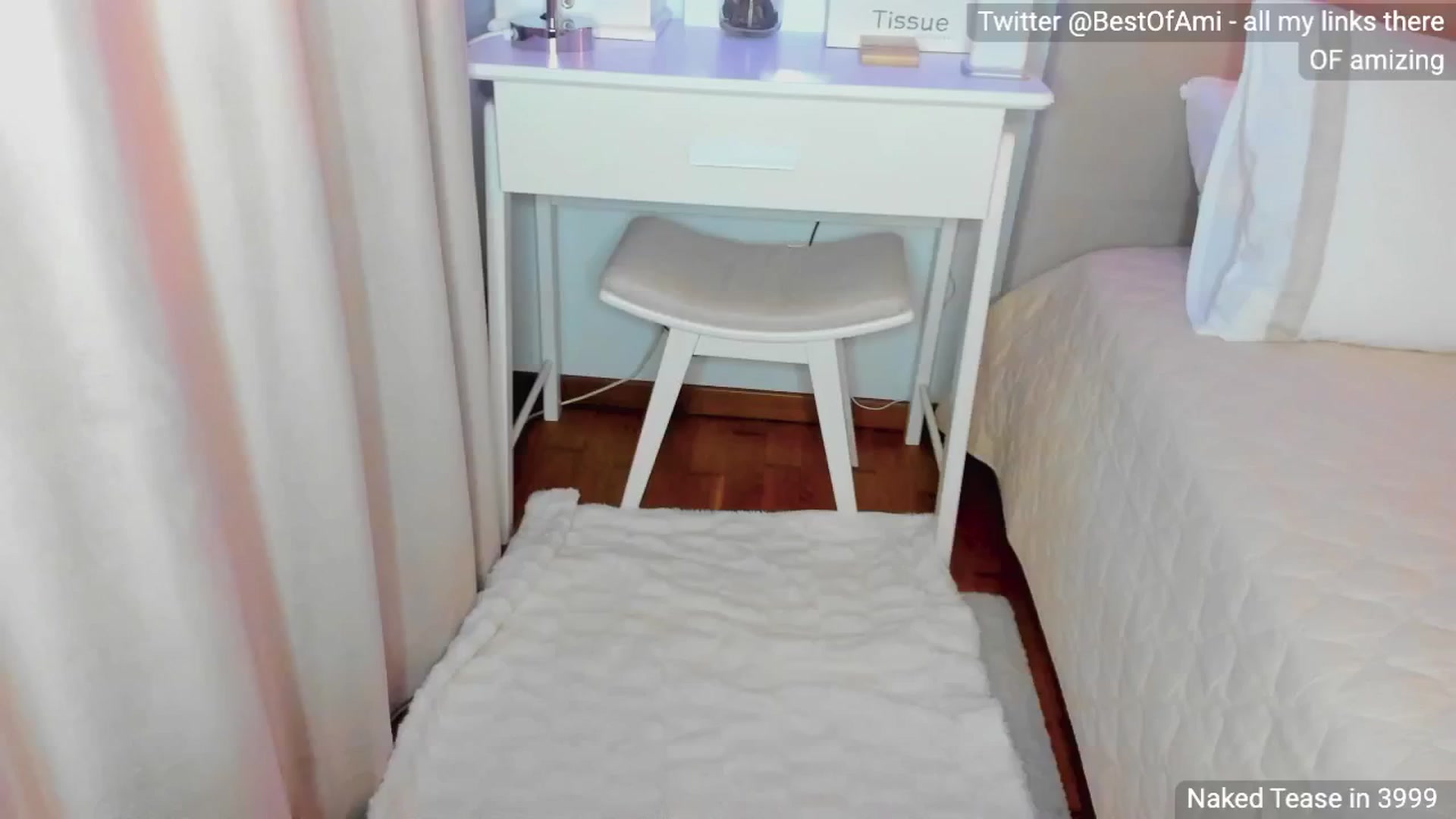 Gallery image thumbnail from AmiZing's myfreecams stream on, 10/15/2024, 19:04 image 8 of 20