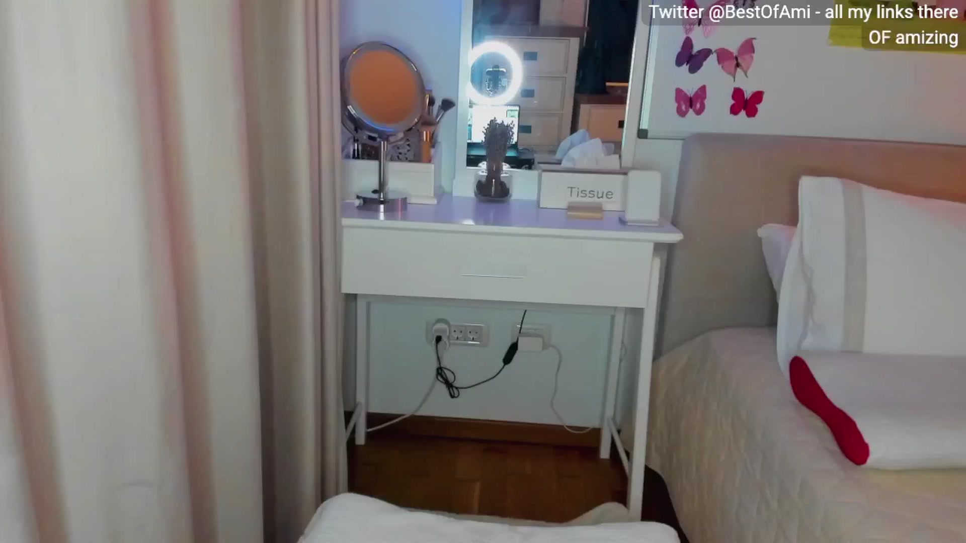 Gallery image thumbnail from AmiZing's myfreecams stream on, 10/19/2024, 17:42 image 15 of 20