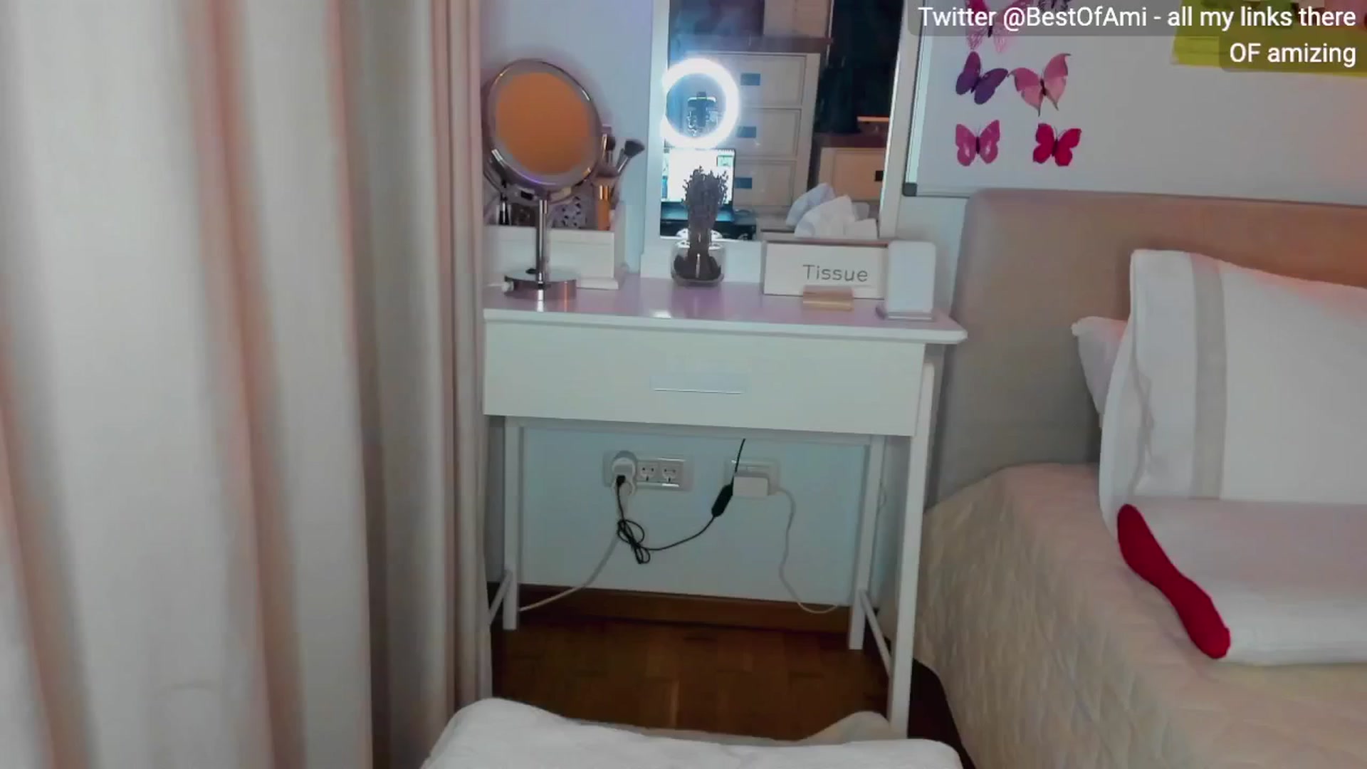 Gallery image thumbnail from AmiZing's myfreecams stream on, 10/19/2024, 17:42 image 14 of 20