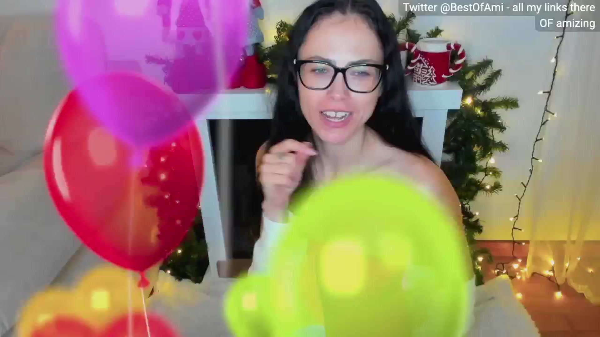 Gallery image thumbnail from AmiZing's myfreecams stream on, 12/06/2024, 05:24 image 16 of 20