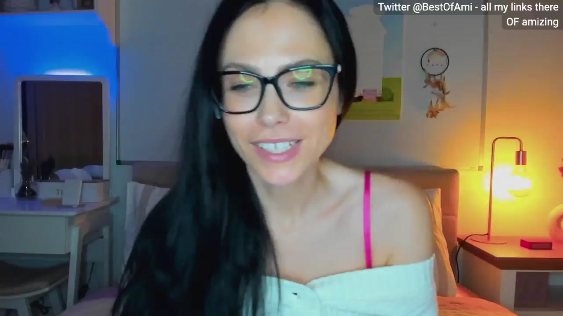 Gallery image thumbnail from AmiZing's myfreecams stream on, 01/15/2025, 21:32 image 3 of 20