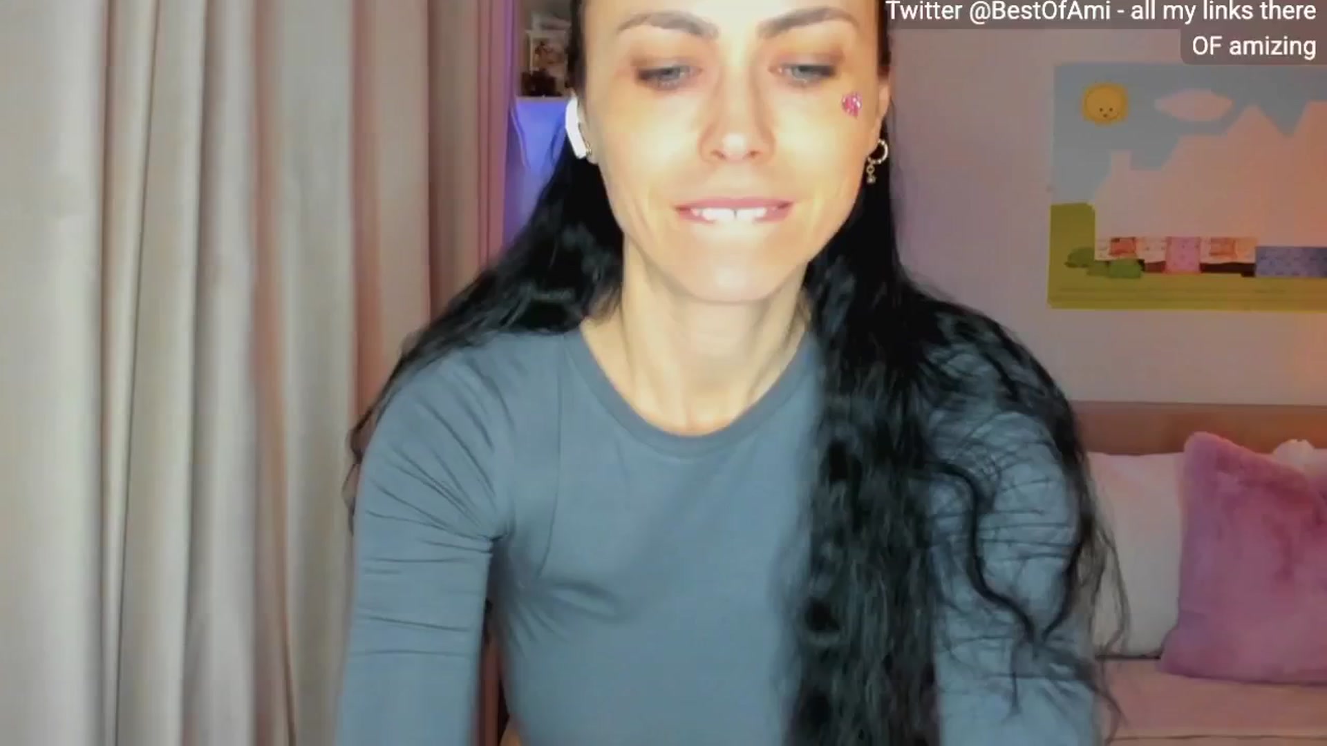Gallery image thumbnail from AmiZing's myfreecams stream on, 01/30/2025, 19:20 image 18 of 20