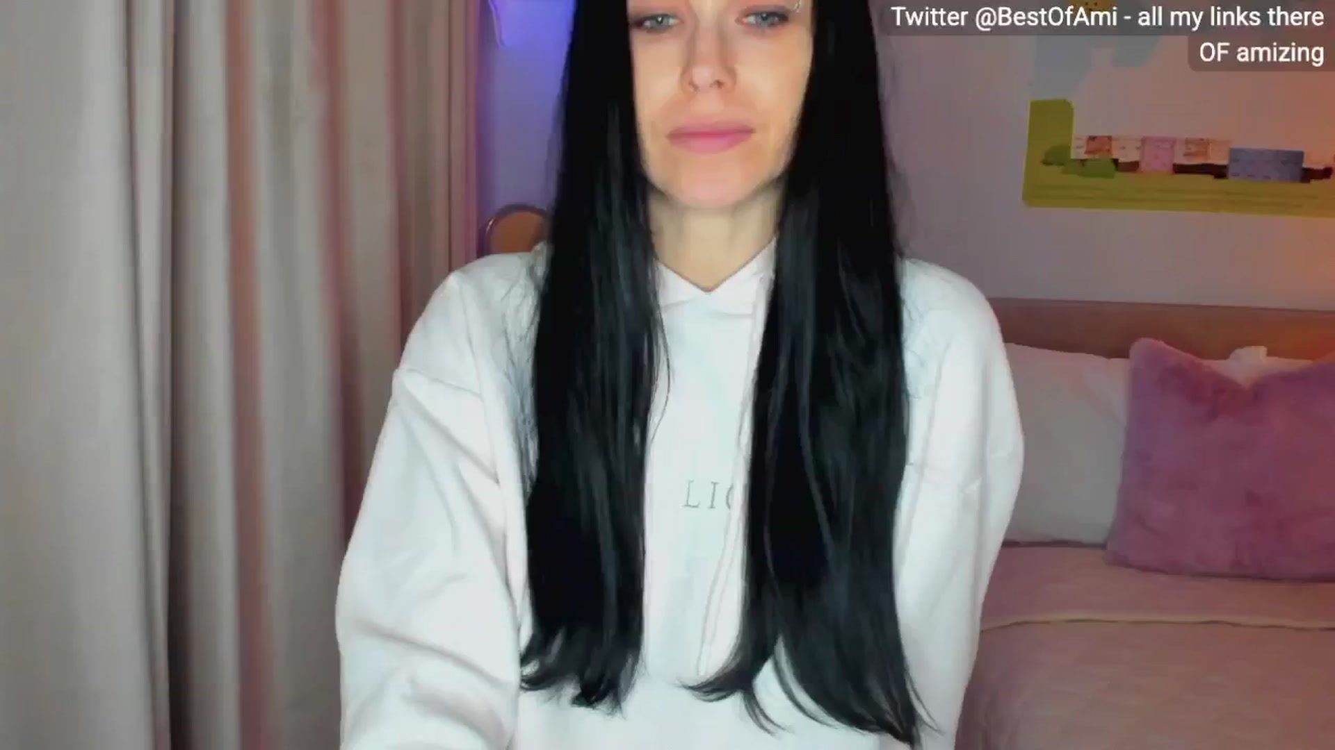 Gallery image thumbnail from AmiZing's myfreecams stream on, 02/03/2025, 22:18 image 2 of 20