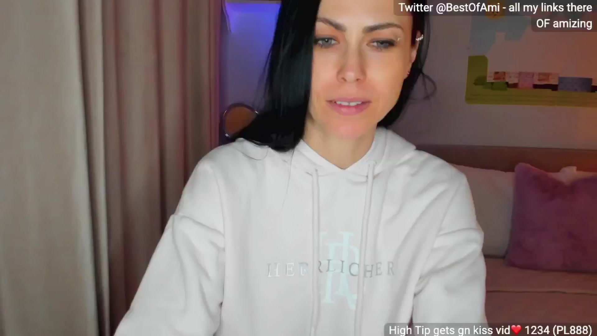 Gallery image thumbnail from AmiZing's myfreecams stream on, 02/03/2025, 22:18 image 6 of 20