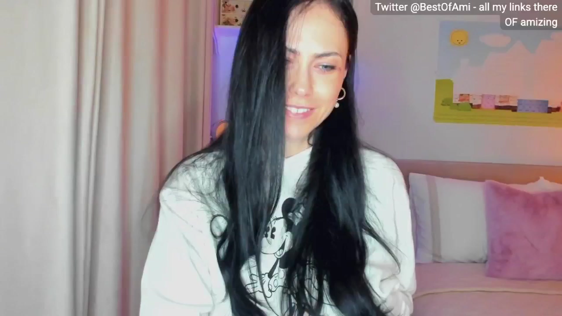 Gallery image thumbnail from AmiZing's myfreecams stream on, 02/17/2025, 19:17 image 2 of 20