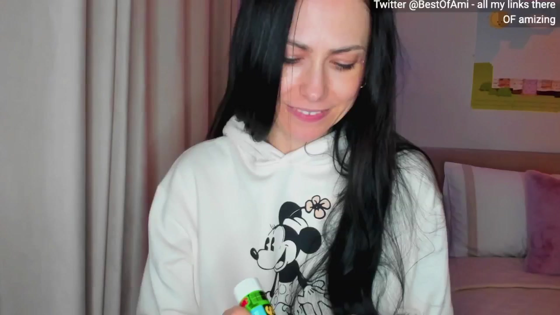 Gallery image thumbnail from AmiZing's myfreecams stream on, 02/17/2025, 21:52 image 9 of 20
