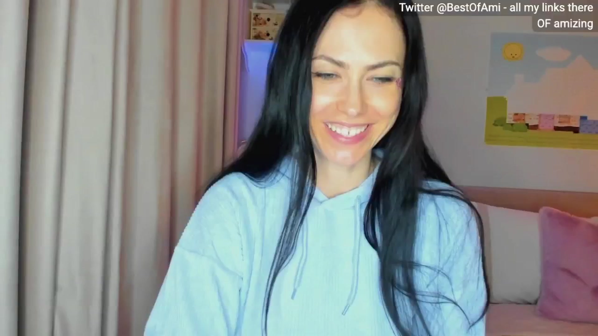 Gallery image thumbnail from AmiZing's myfreecams stream on, 02/18/2025, 21:42 image 16 of 20