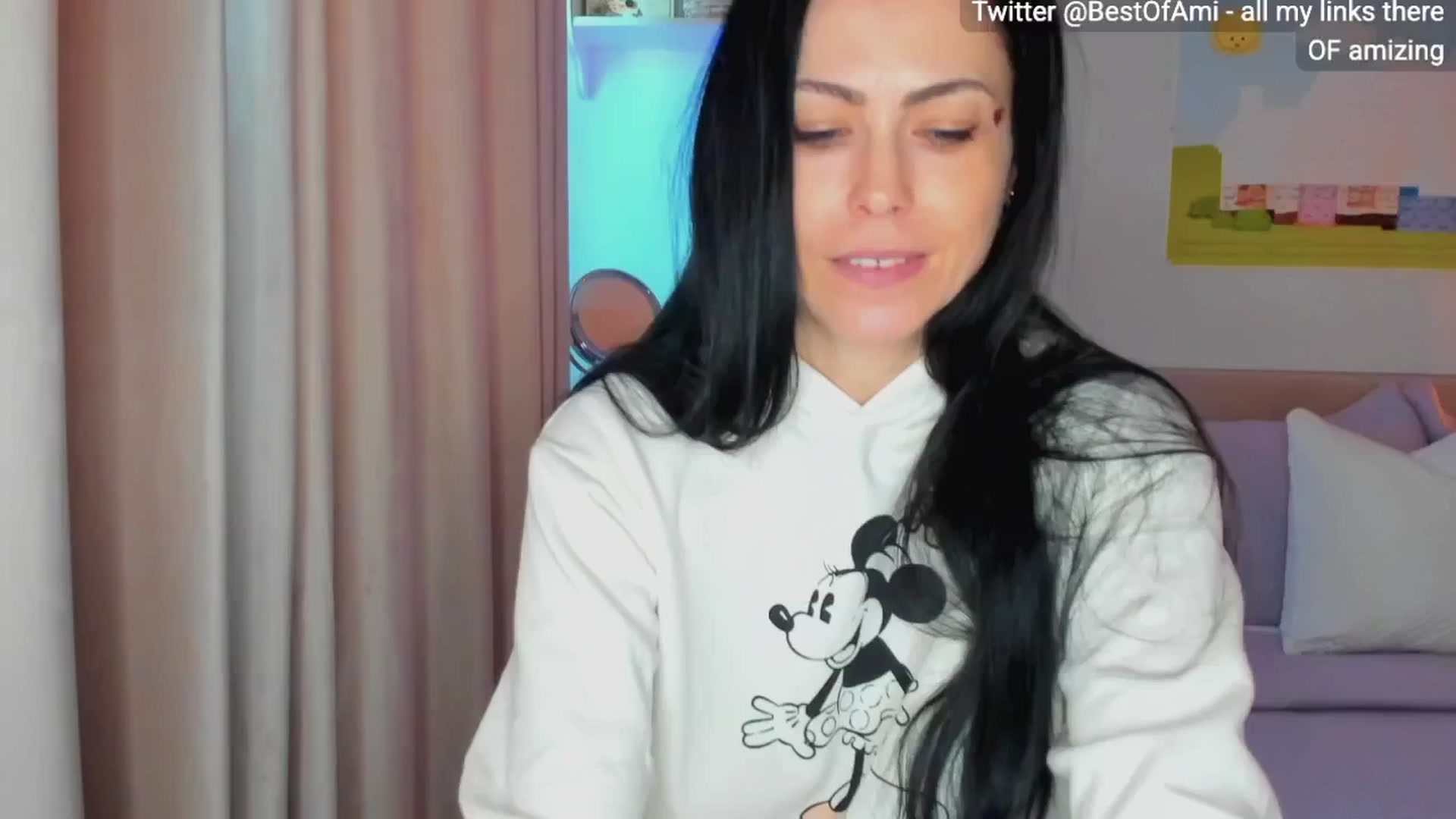 Gallery image thumbnail from AmiZing's myfreecams stream on, 03/20/2025, 08:00 image 14 of 20