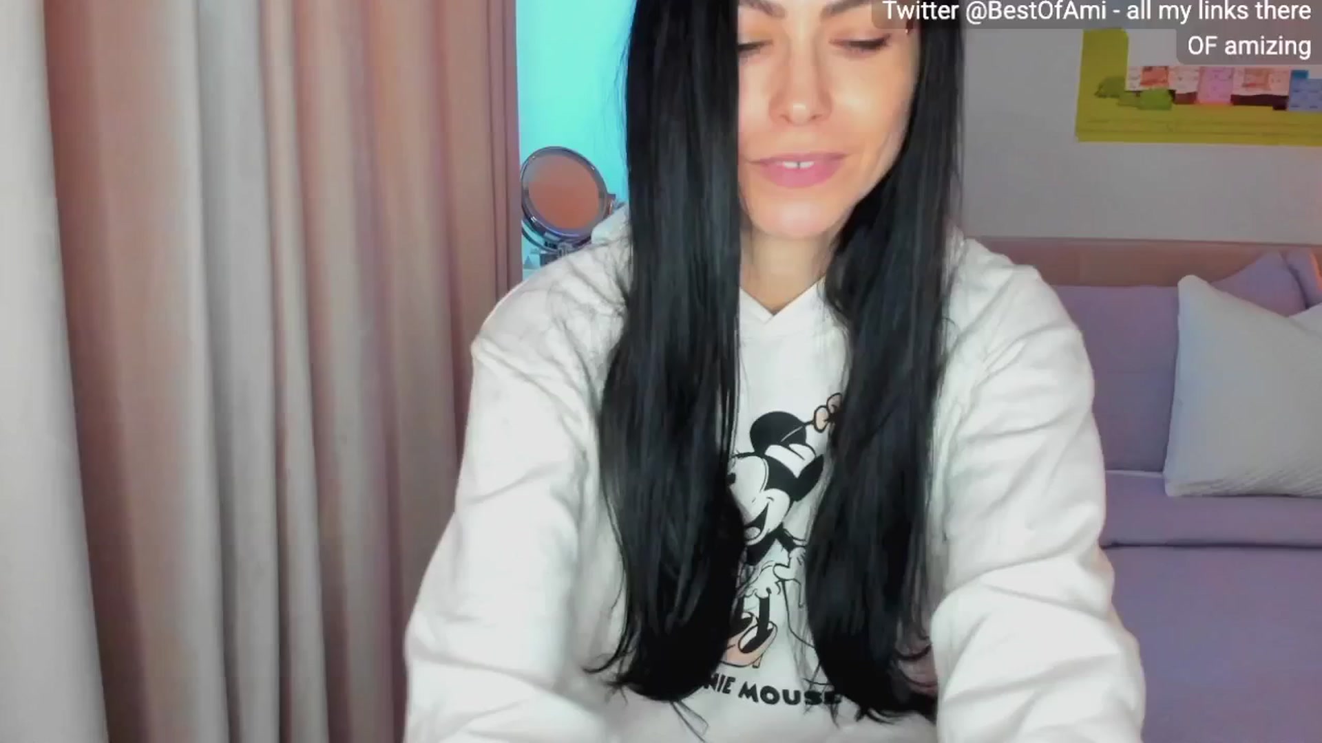 Gallery image thumbnail from AmiZing's myfreecams stream on, 03/20/2025, 08:00 image 16 of 20