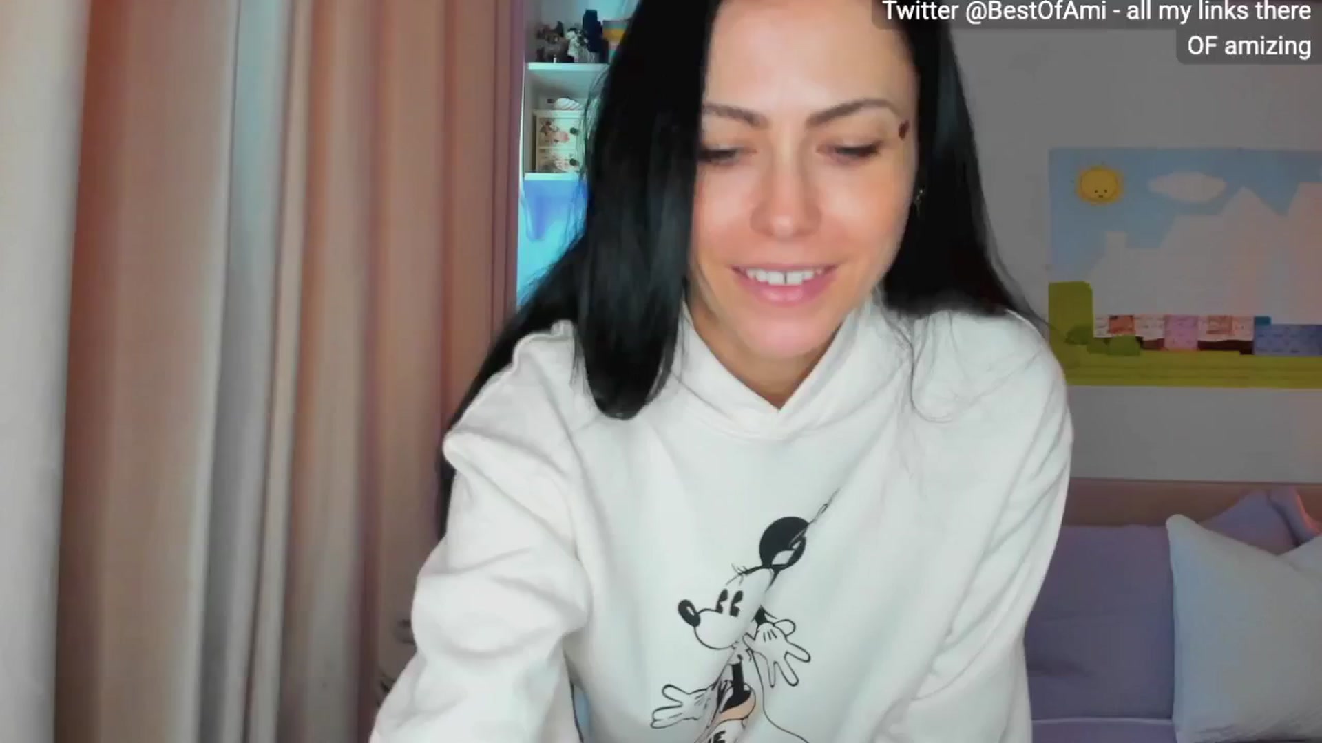 Gallery image thumbnail from AmiZing's myfreecams stream on, 03/20/2025, 08:00 image 11 of 20