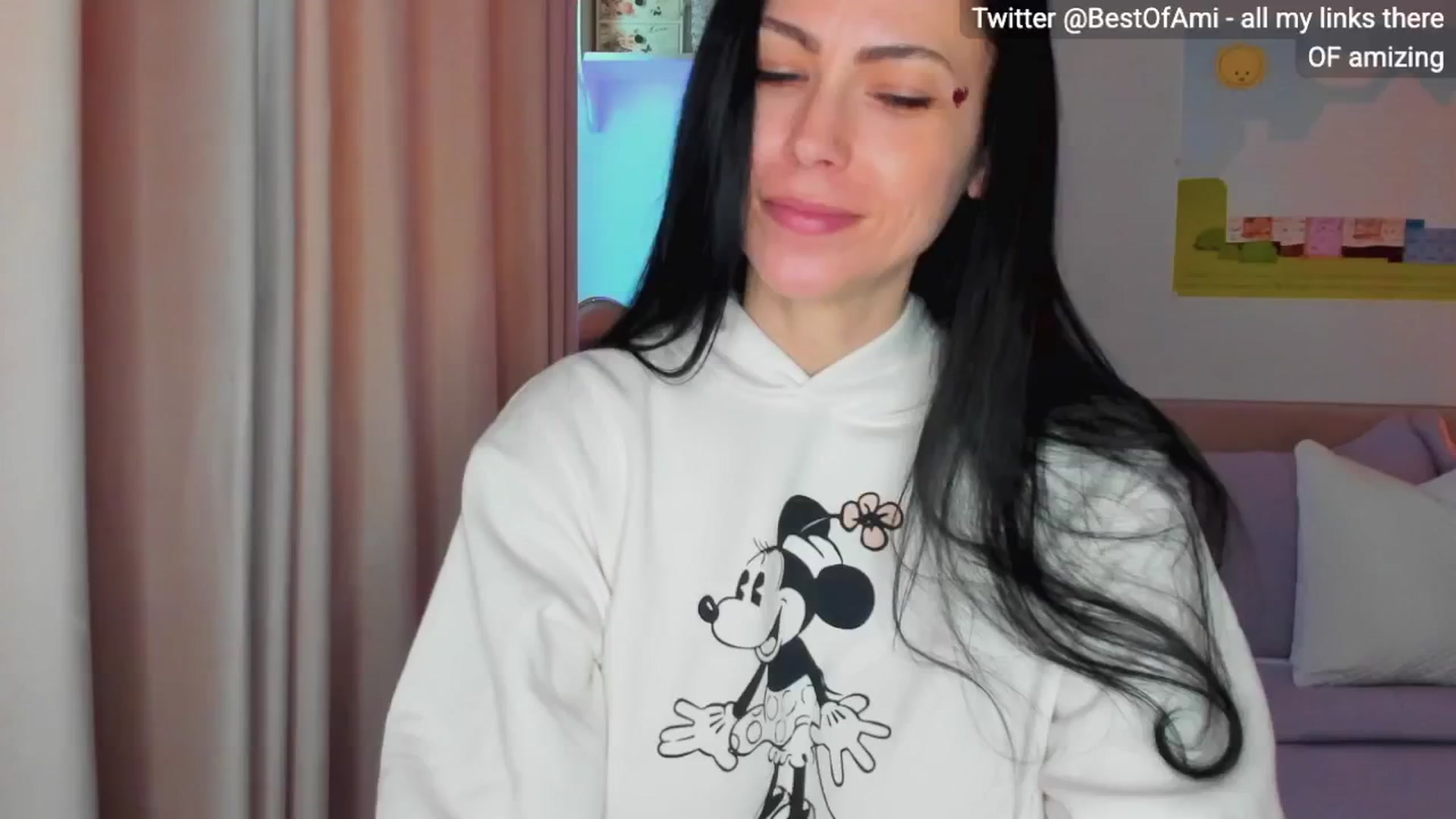 Gallery image thumbnail from AmiZing's myfreecams stream on, 03/20/2025, 08:00 image 1 of 20