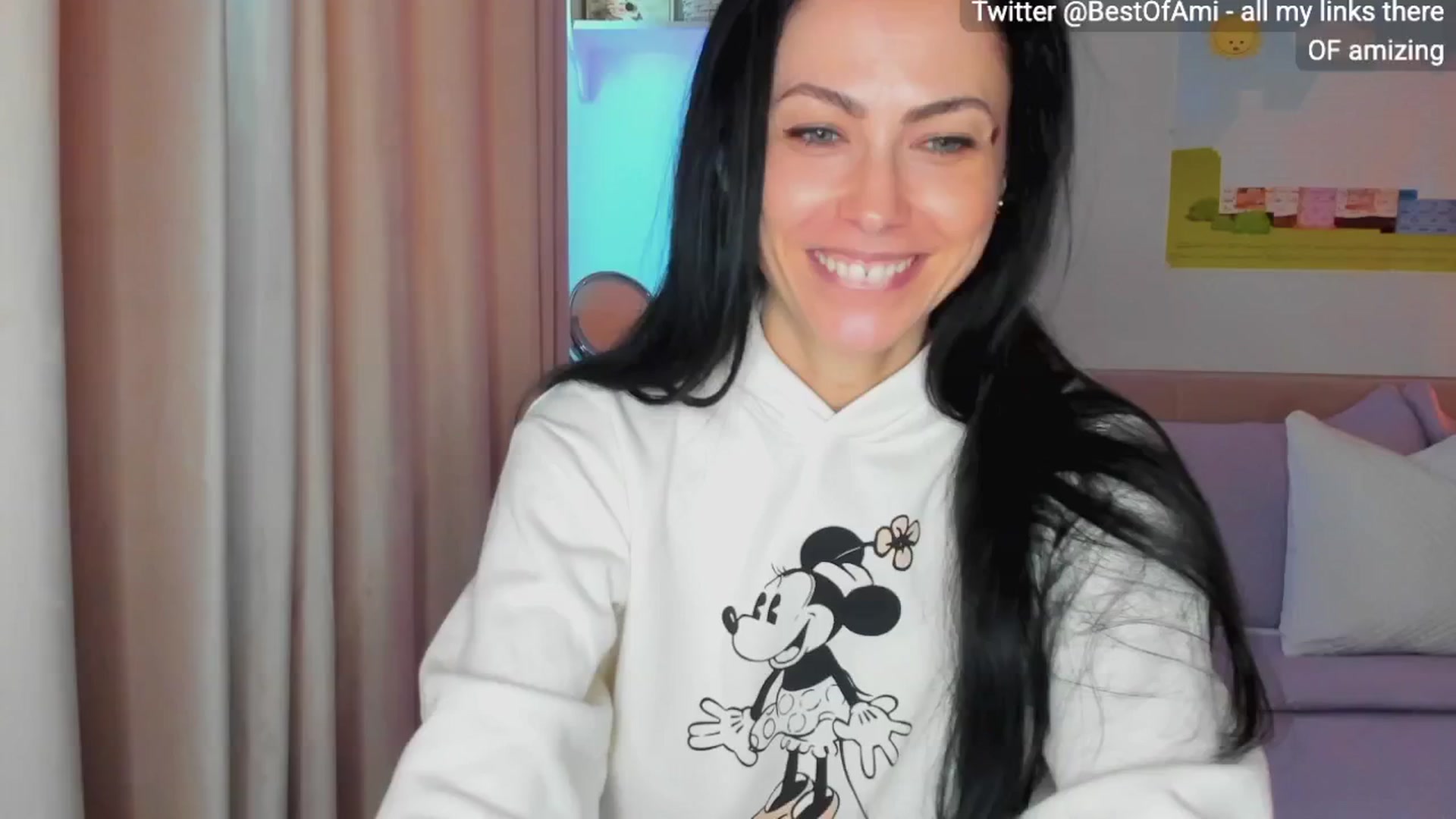 Gallery image thumbnail from AmiZing's myfreecams stream on, 03/20/2025, 08:00 image 13 of 20