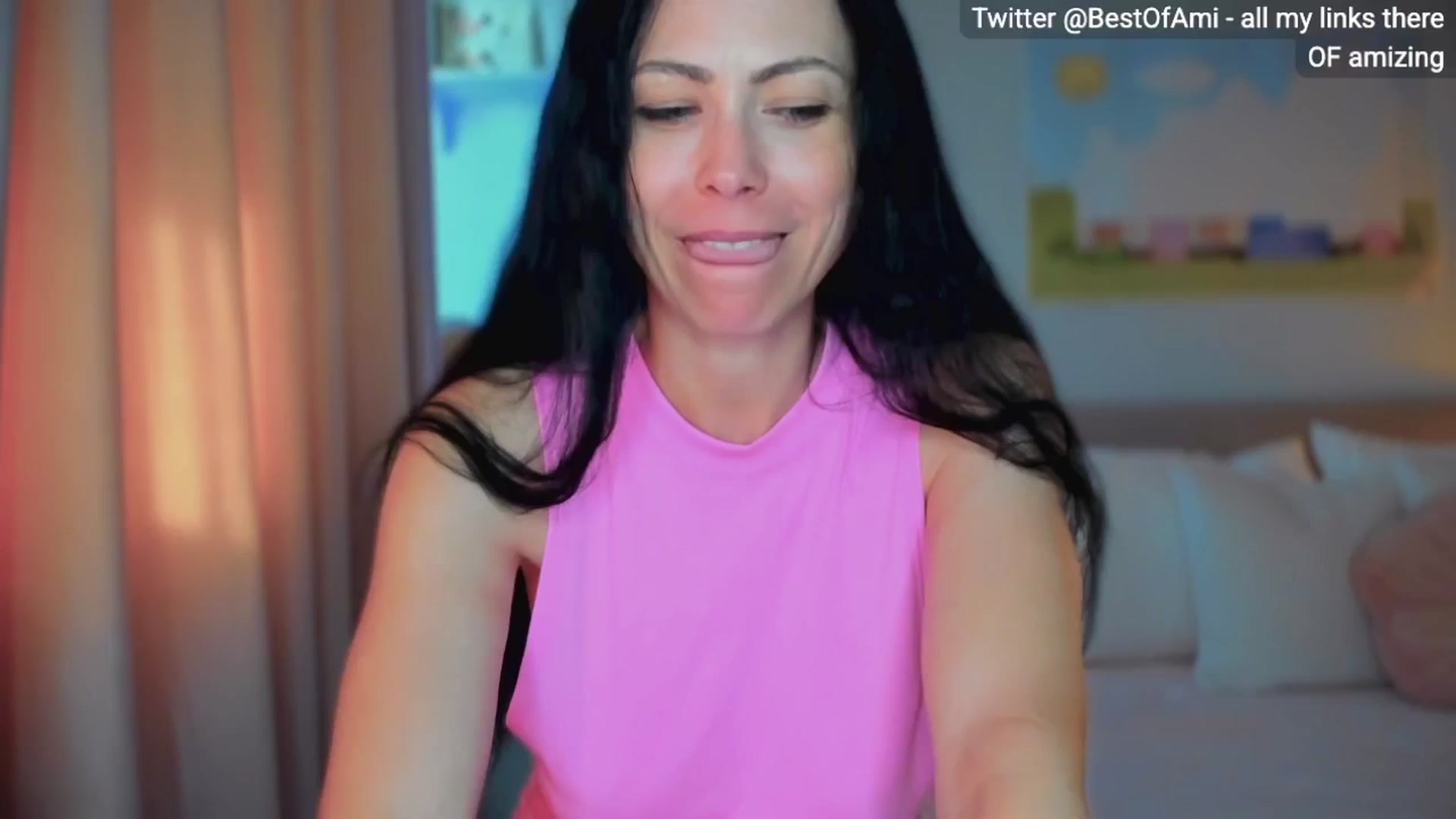 Gallery image thumbnail from AmiZing's myfreecams stream on, 06/27/2025, 06:02 image 3 of 20