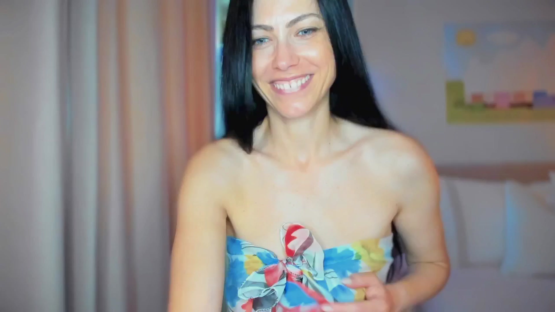 Gallery image thumbnail from AmiZing's myfreecams stream on, 06/30/2025, 06:04 image 13 of 20