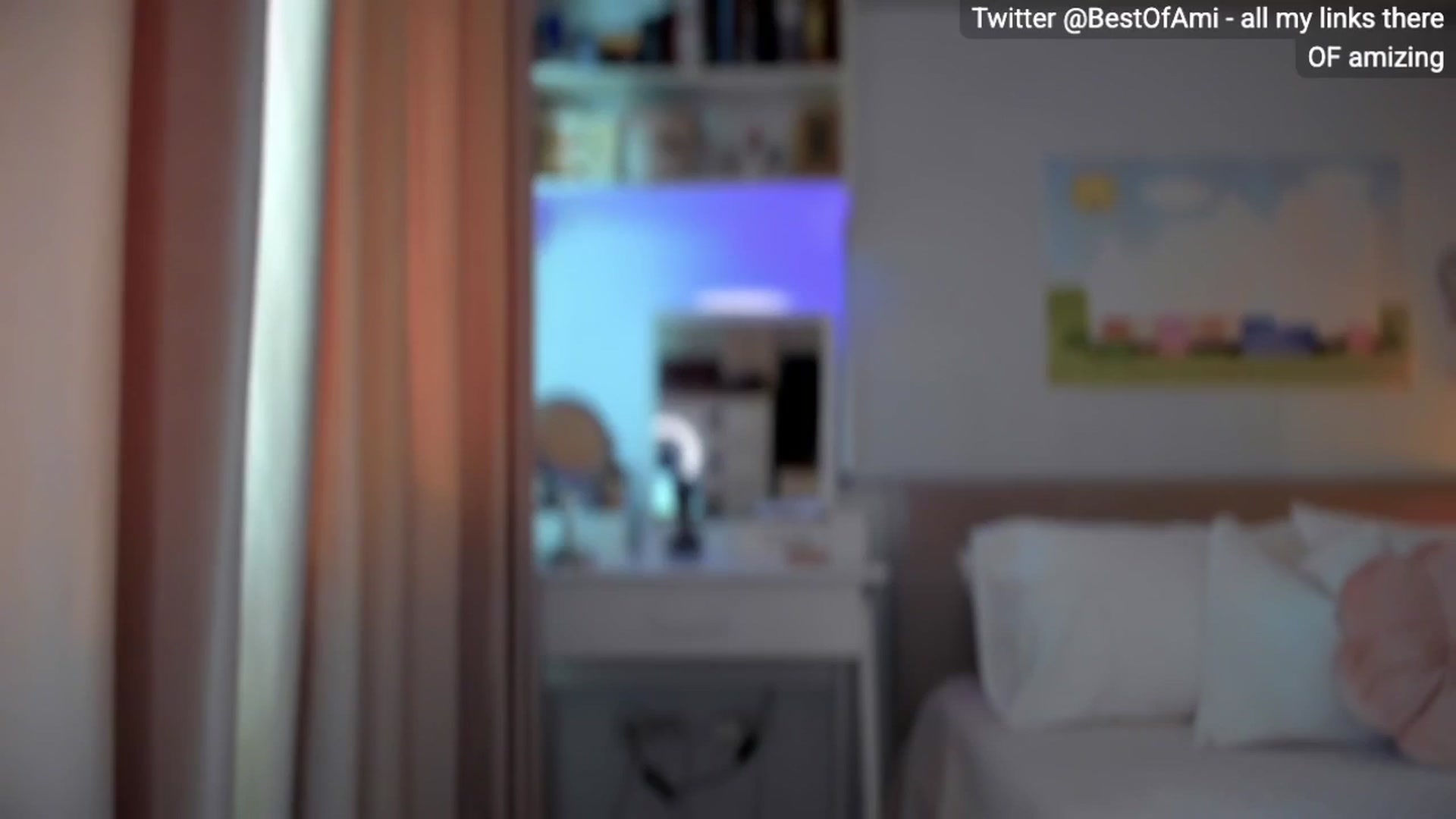 Gallery image thumbnail from AmiZing's myfreecams stream on, 07/27/2025, 05:37 image 15 of 20