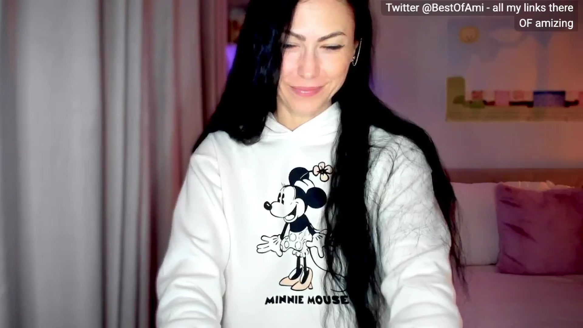 Gallery image thumbnail from AmiZing's myfreecams stream on, 11/14/2025, 05:00 image 12 of 20