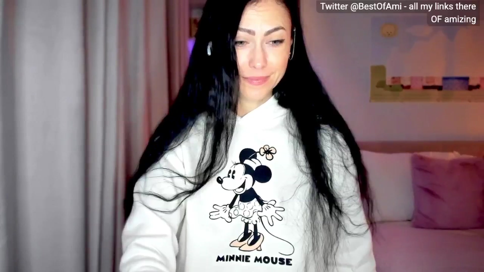 Gallery image thumbnail from AmiZing's myfreecams stream on, 11/14/2025, 05:00 image 10 of 20