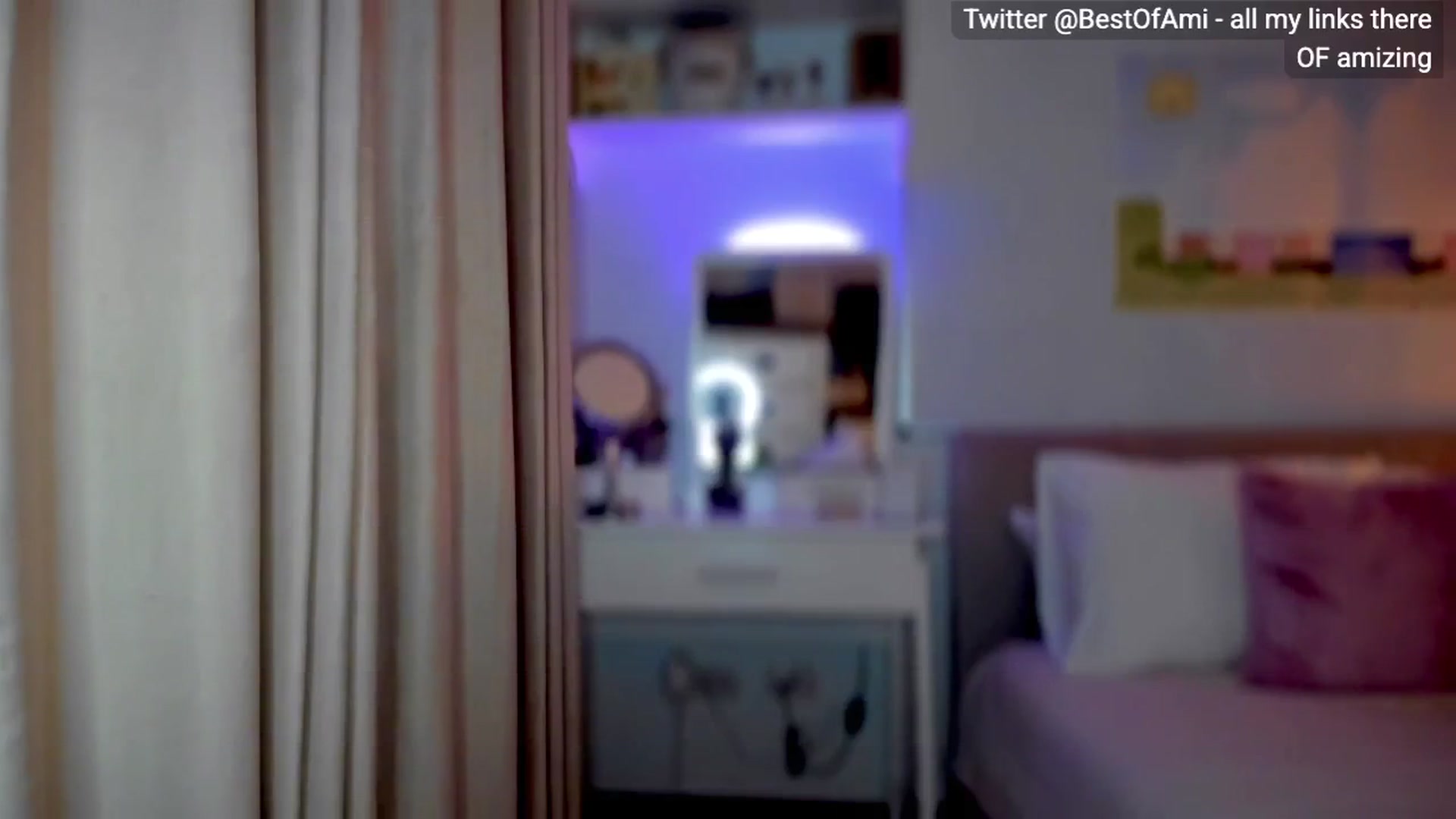 Gallery image thumbnail from AmiZing's myfreecams stream on, 11/14/2025, 05:00 image 13 of 20