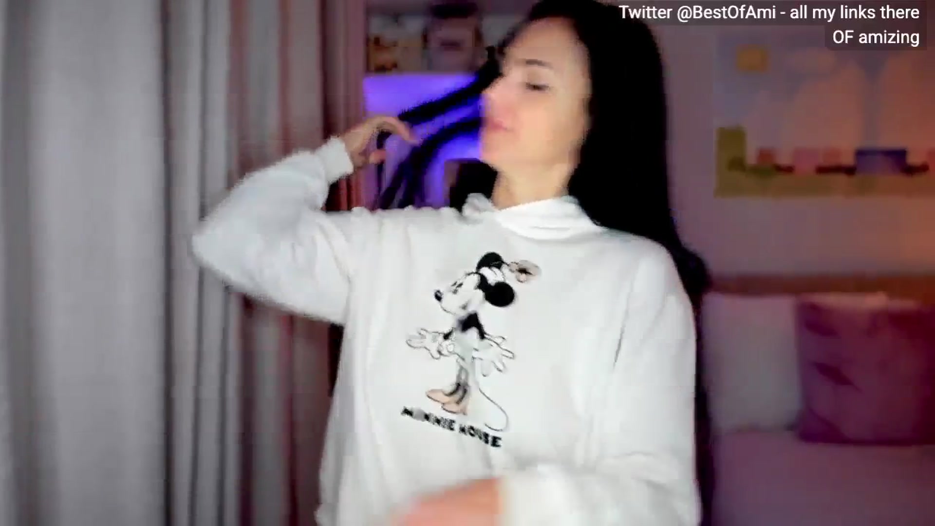 Gallery image thumbnail from AmiZing's myfreecams stream on, 11/14/2025, 05:00 image 11 of 20