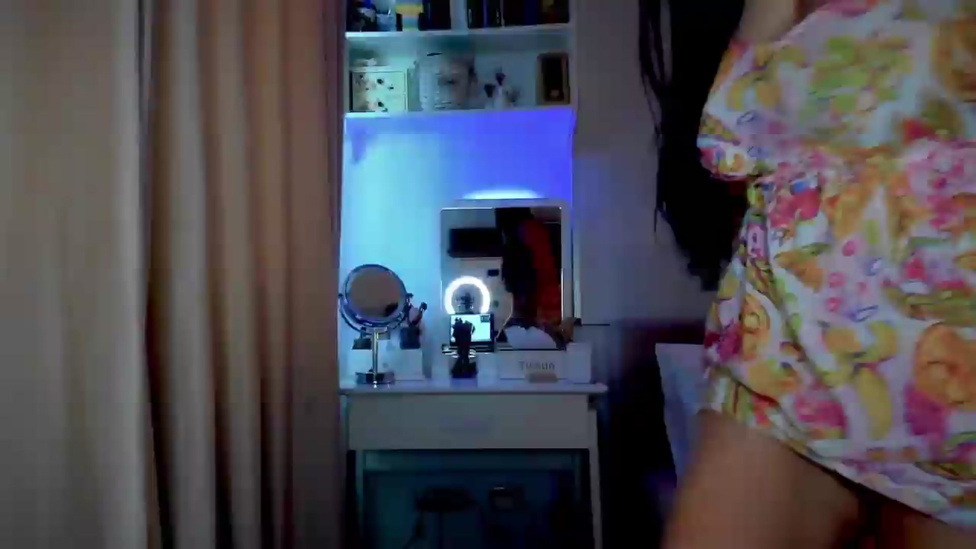 Gallery image thumbnail from AmiZing's myfreecams stream on, 05/15/2026, 16:15 image 1 of 20
