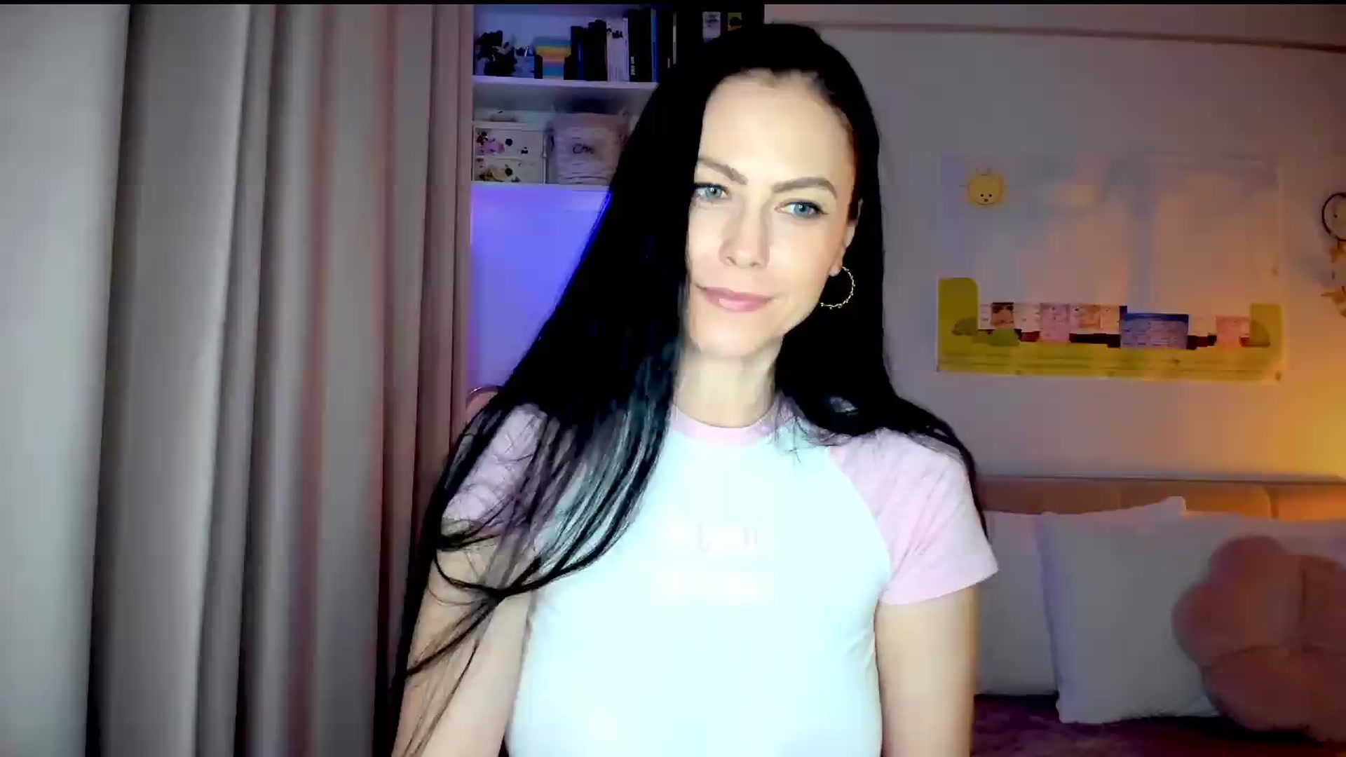 Gallery image thumbnail from AmiZing's myfreecams stream on, 07/14/2026, 19:53 image 12 of 20