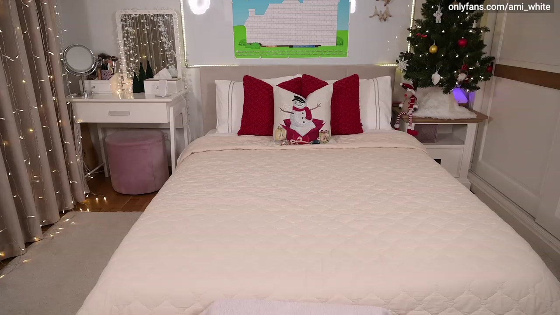 Gallery image thumbnail from Ami_White's myfreecams stream on, 12/20/2022, 17:15 image 1 of 20
