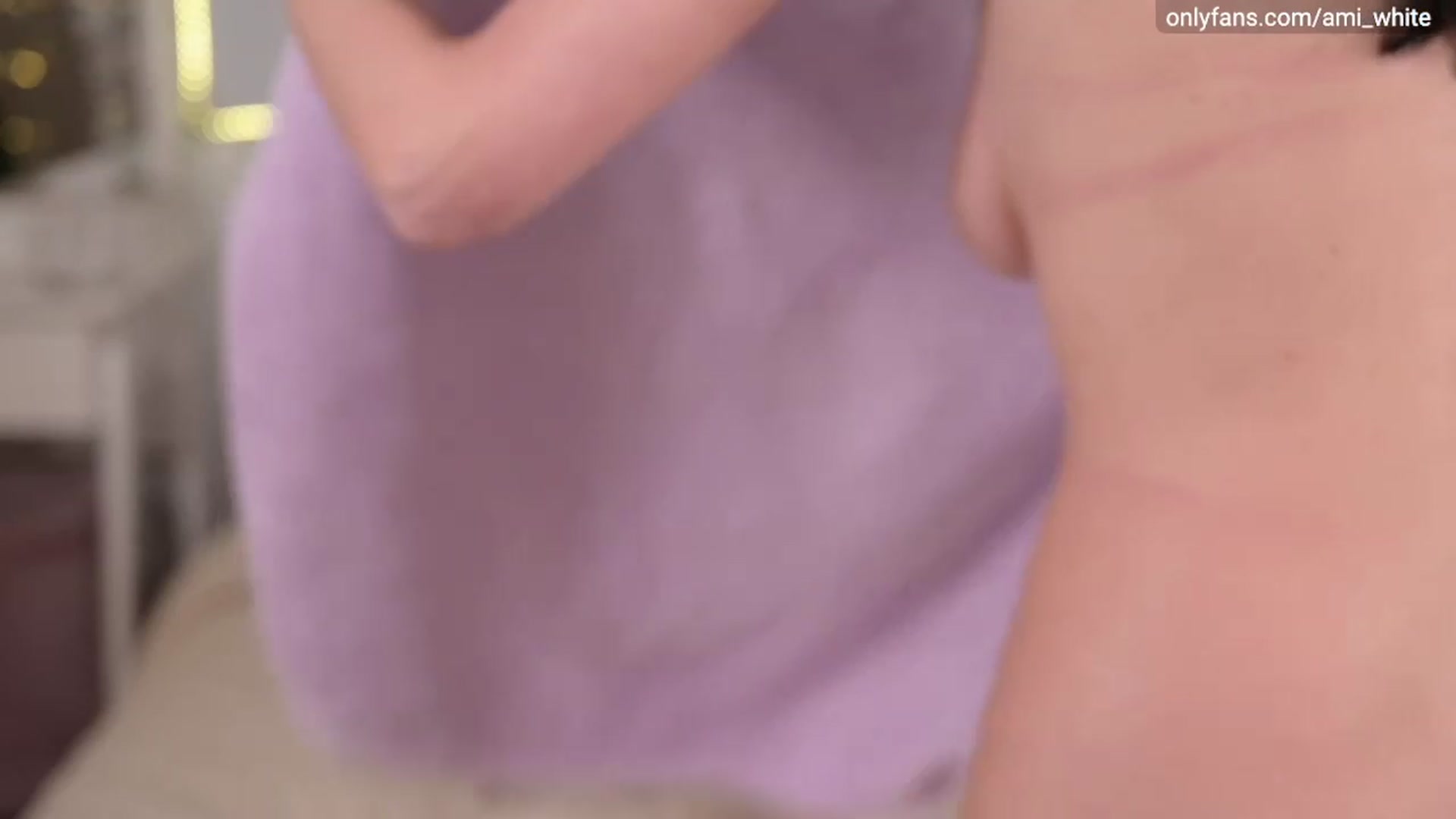 Gallery image thumbnail from Ami_White's myfreecams stream on, 01/12/2023, 18:50 image 14 of 20