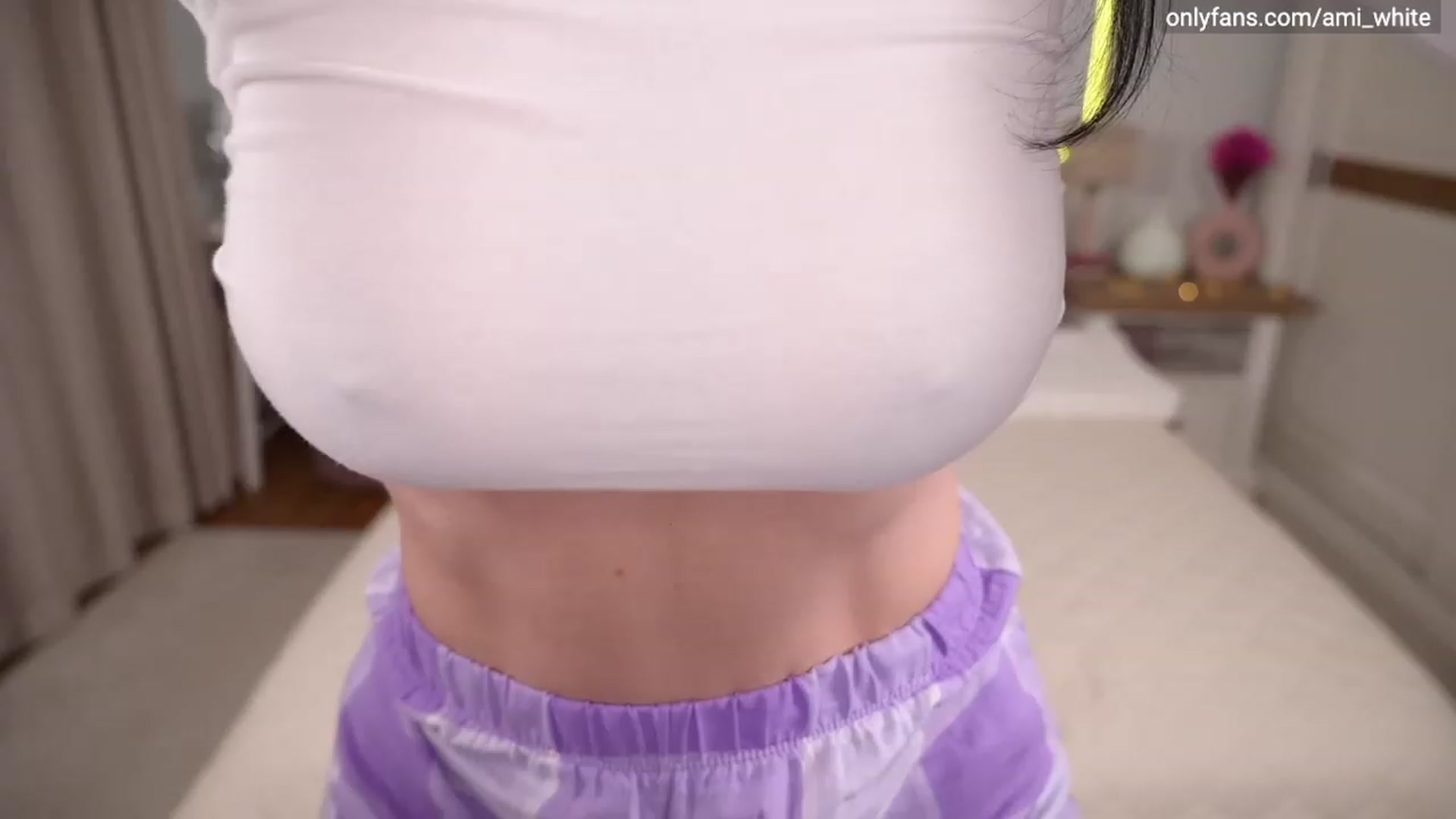 Gallery image thumbnail from Ami_White's myfreecams stream on, 02/19/2023, 15:09 image 10 of 20