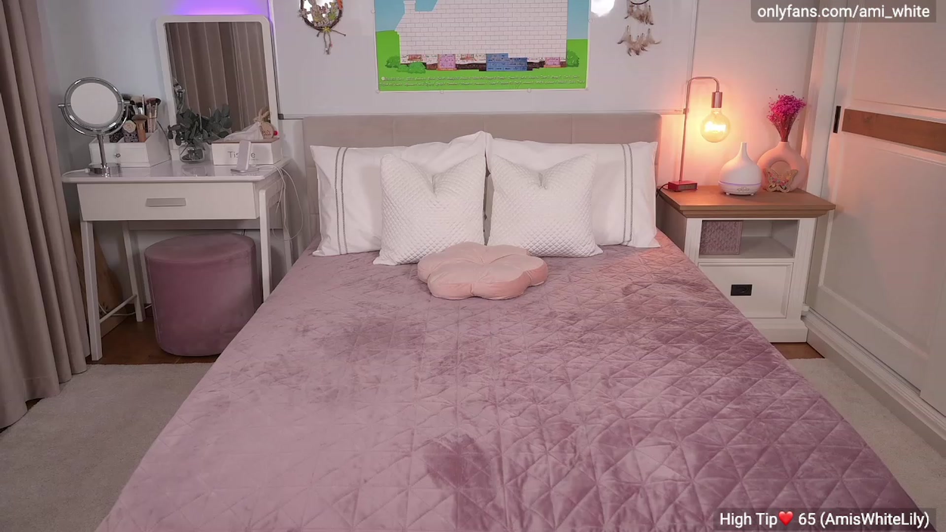 Gallery image thumbnail from Ami_White's myfreecams stream on, 04/26/2023, 06:53 image 17 of 20