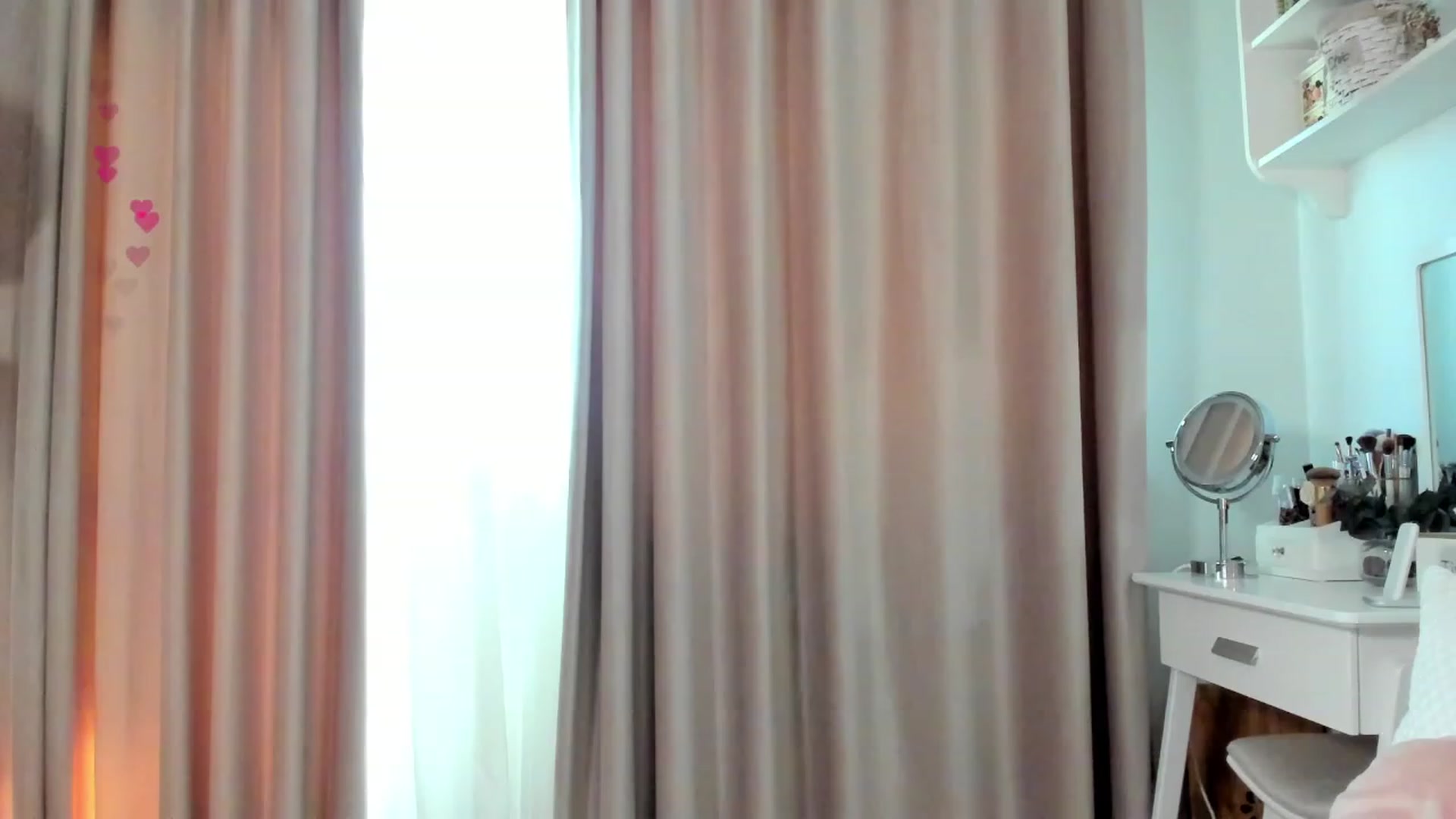 Gallery image thumbnail from Ami_White's myfreecams stream on, 06/04/2023, 07:15 image 13 of 20