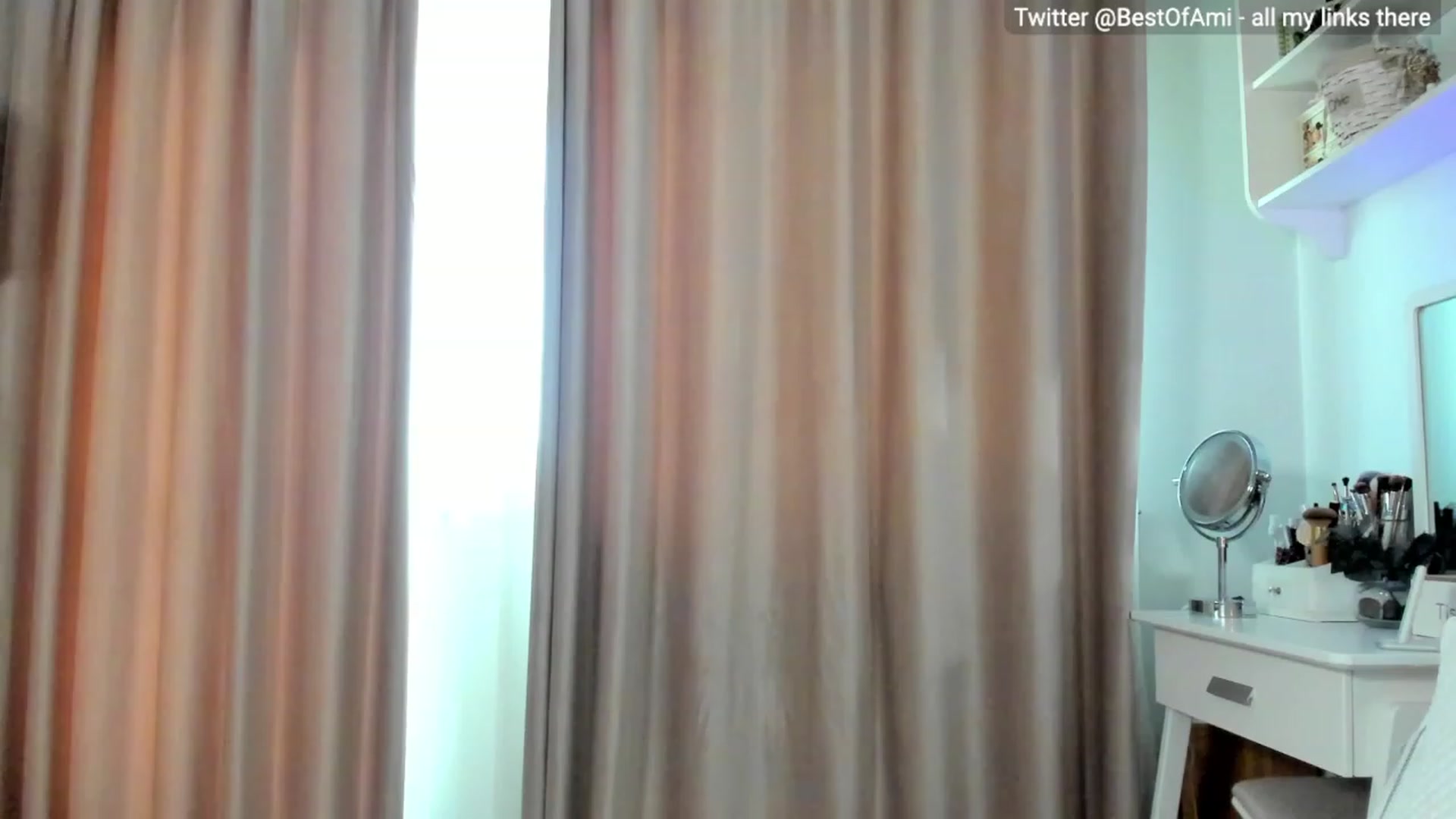 Gallery image thumbnail from Ami_White's myfreecams stream on, 06/06/2023, 07:18 image 16 of 20