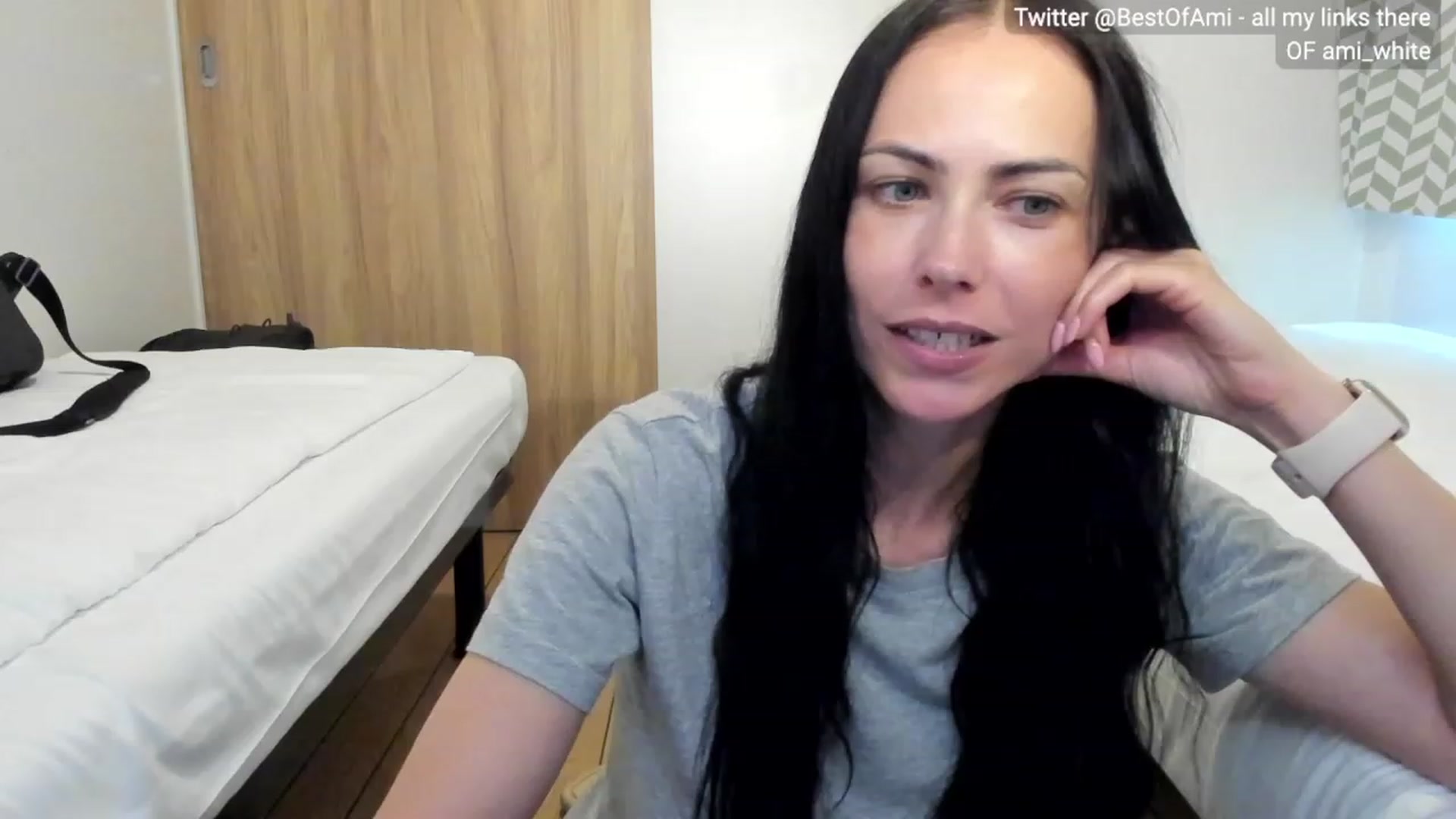 Gallery image thumbnail from Ami_White's myfreecams stream on, 07/25/2023, 10:19 image 19 of 20
