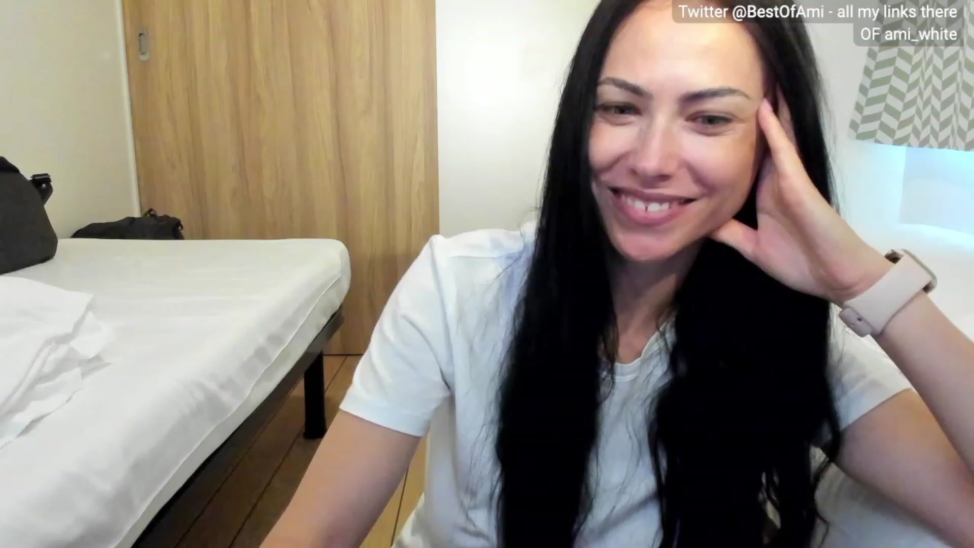 Gallery image thumbnail from Ami_White's myfreecams stream on, 07/28/2023, 07:42 image 10 of 20