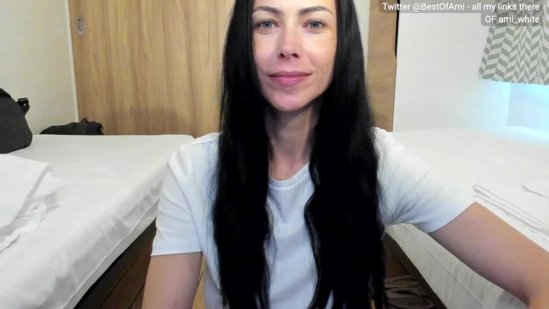 Gallery image thumbnail from Ami_White's myfreecams stream on, 07/28/2023, 07:42 image 3 of 20