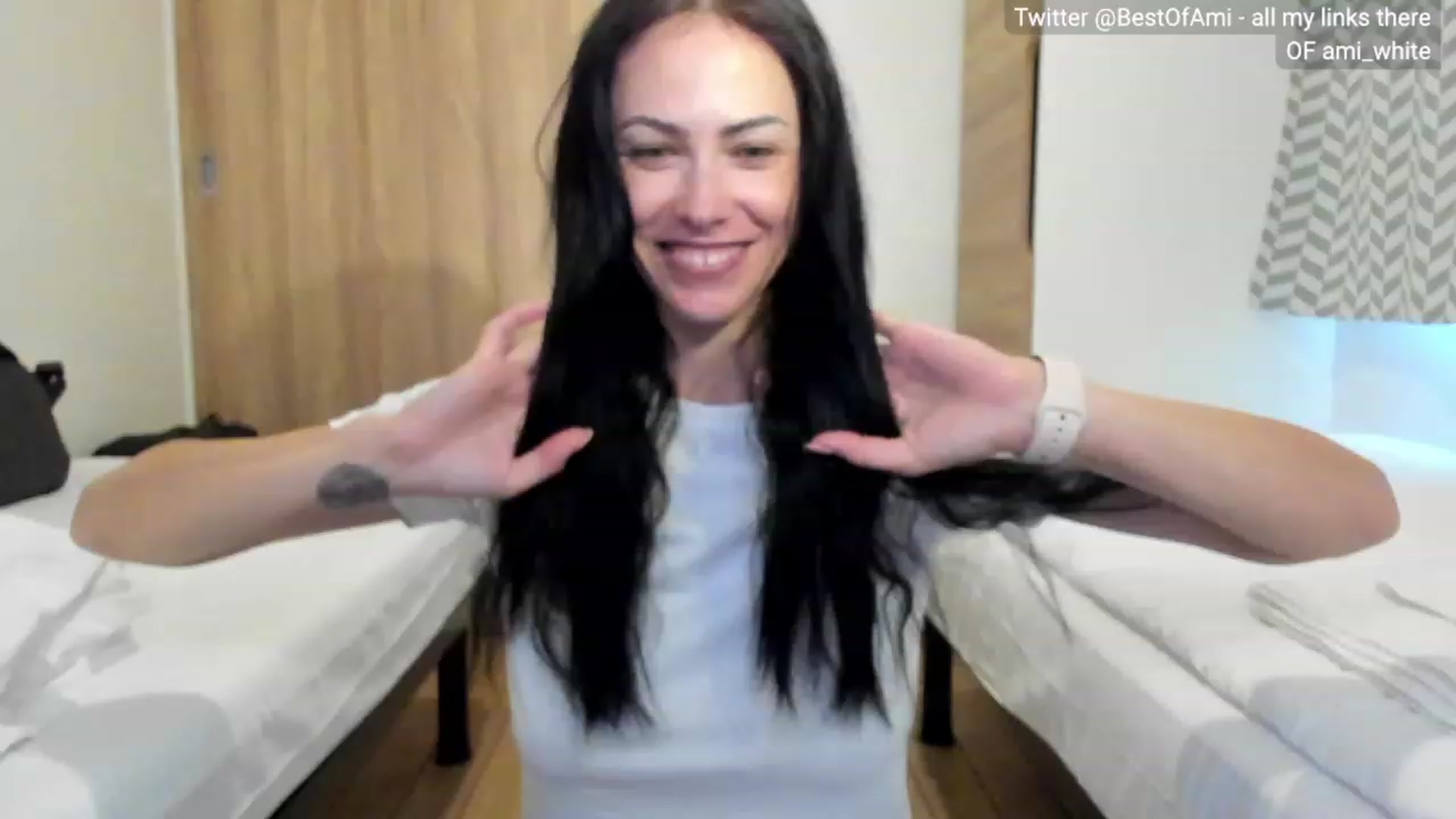 Gallery image thumbnail from Ami_White's myfreecams stream on, 07/28/2023, 09:40 image 2 of 20