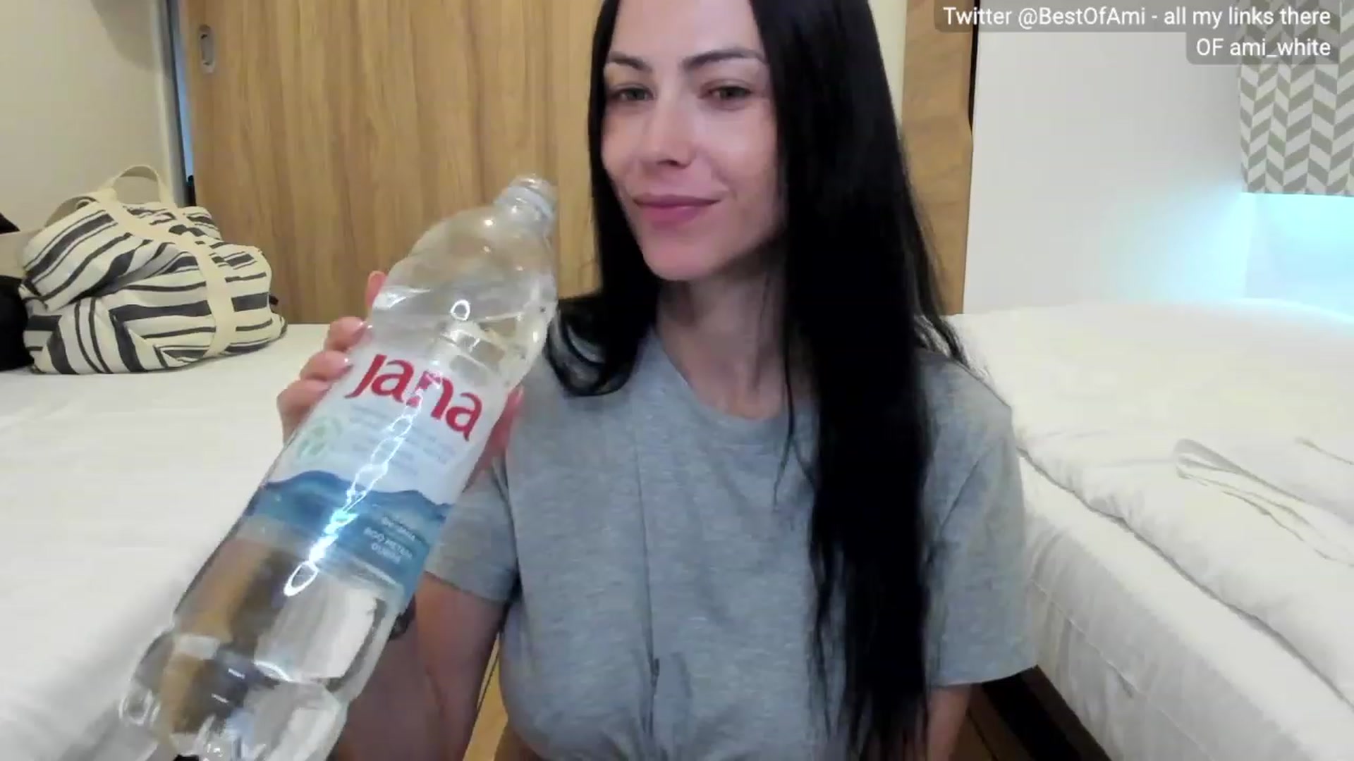 Gallery image thumbnail from Ami_White's myfreecams stream on, 07/30/2023, 07:20 image 15 of 20