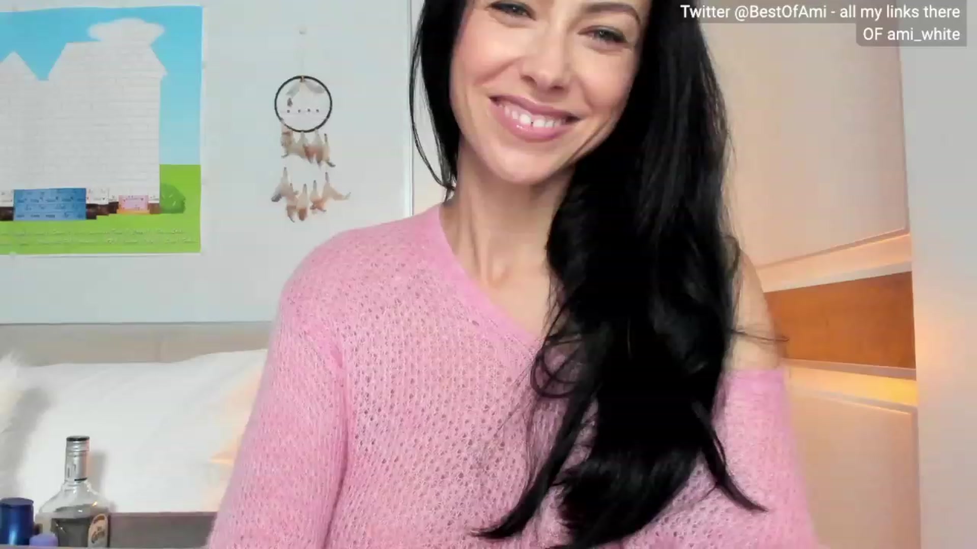Gallery image thumbnail from Ami_White's myfreecams stream on, 10/13/2023, 03:37 image 15 of 20
