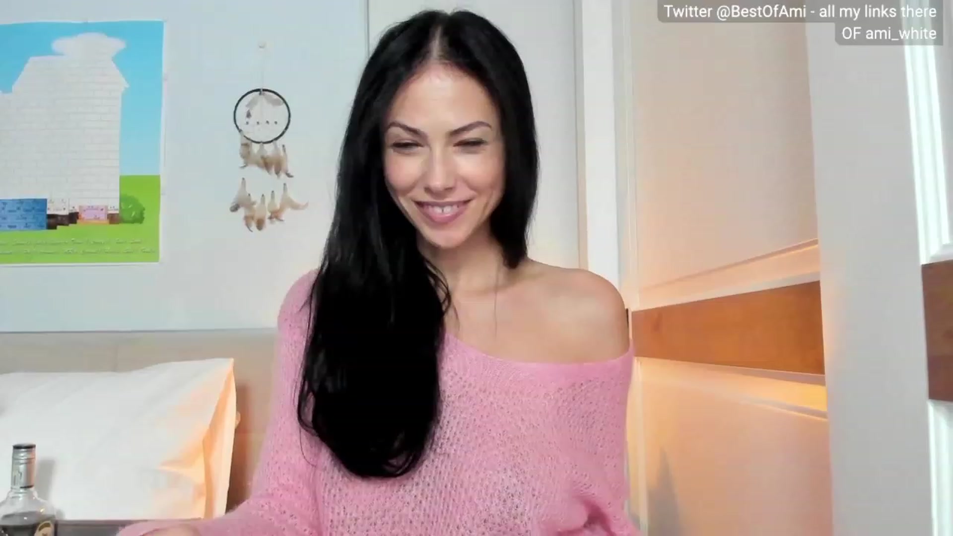 Gallery image thumbnail from Ami_White's myfreecams stream on, 10/13/2023, 03:37 image 11 of 20