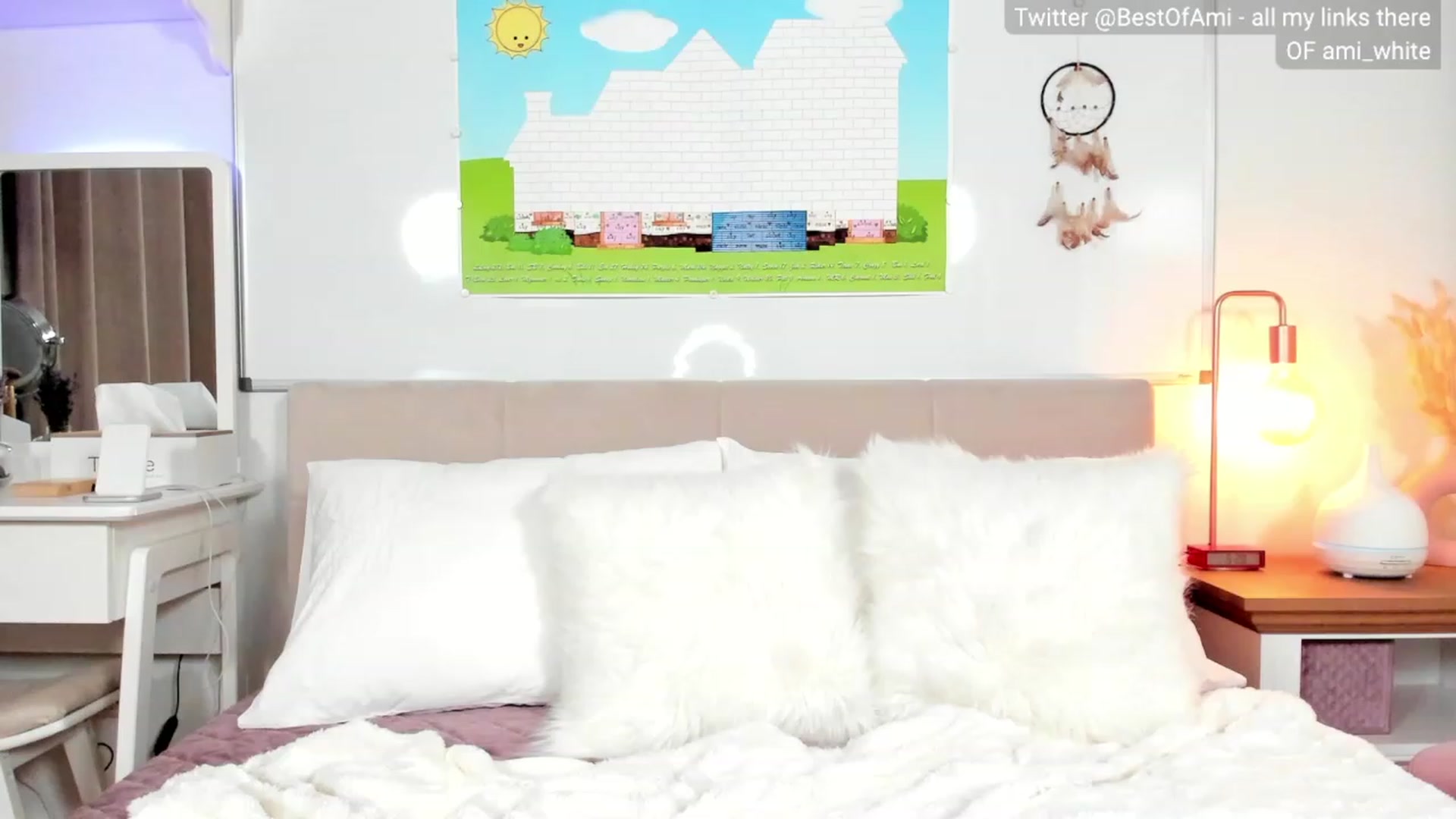 Gallery image thumbnail from Ami_White's myfreecams stream on, 11/10/2023, 03:30 image 20 of 20