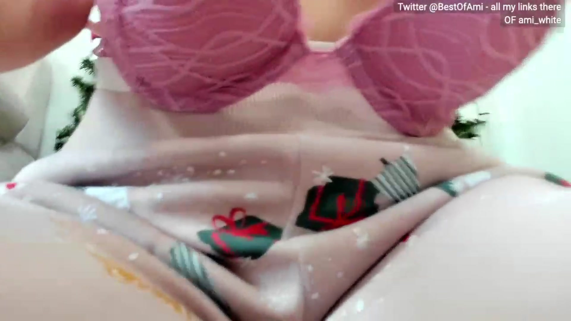 Gallery image thumbnail from Ami_White's myfreecams stream on, 12/05/2023, 10:14 image 15 of 20