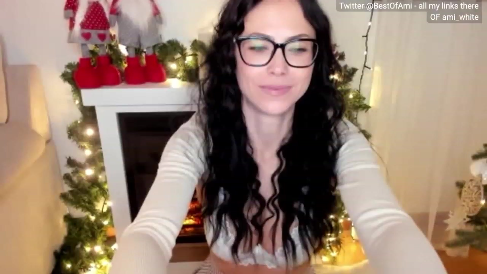 Gallery image thumbnail from Ami_White's myfreecams stream on, 12/12/2023, 04:48 image 5 of 20
