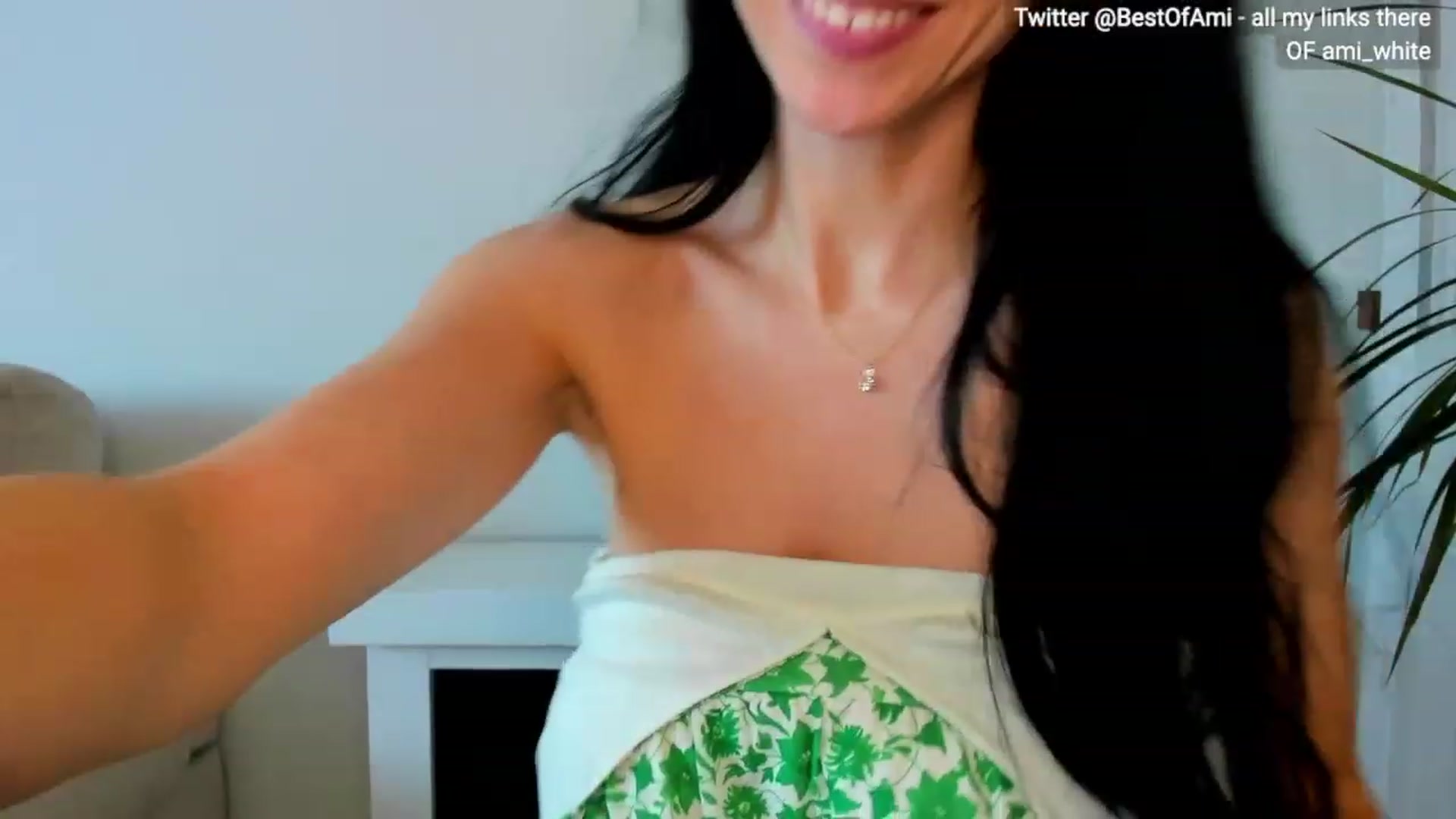 Gallery image thumbnail from Ami_White's myfreecams stream on, 01/31/2024, 09:25 image 14 of 20