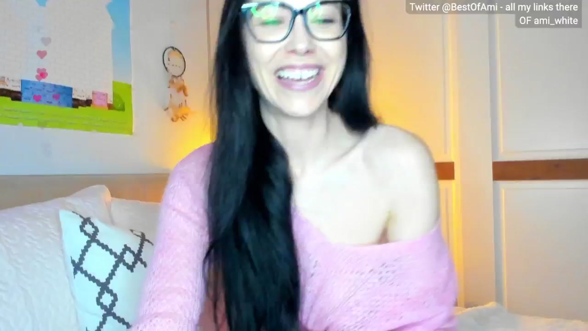 Gallery image thumbnail from Ami_White's myfreecams stream on, 04/19/2024, 04:00 image 3 of 20