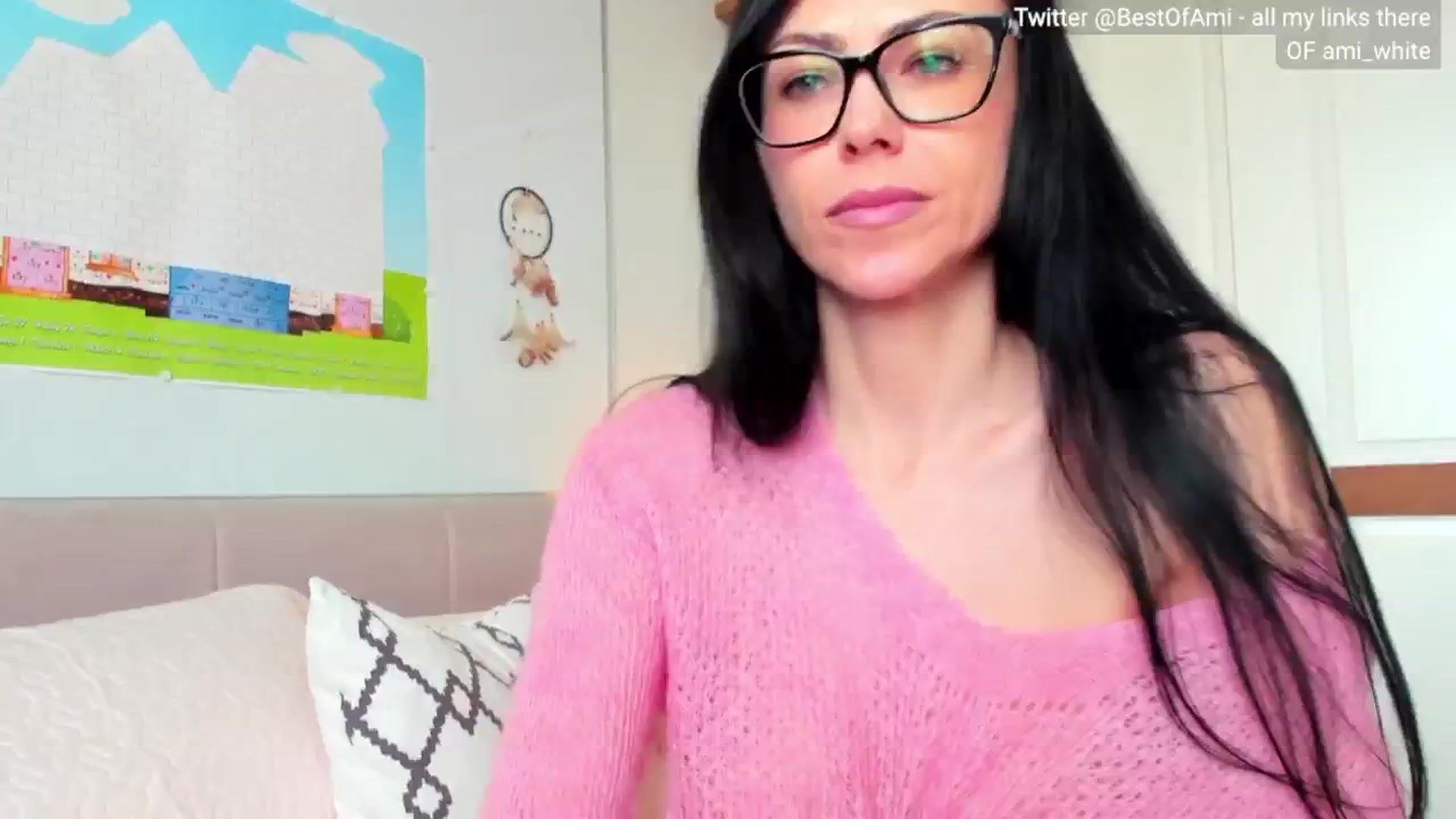 Gallery image thumbnail from Ami_White's myfreecams stream on, 04/19/2024, 04:26 image 2 of 20