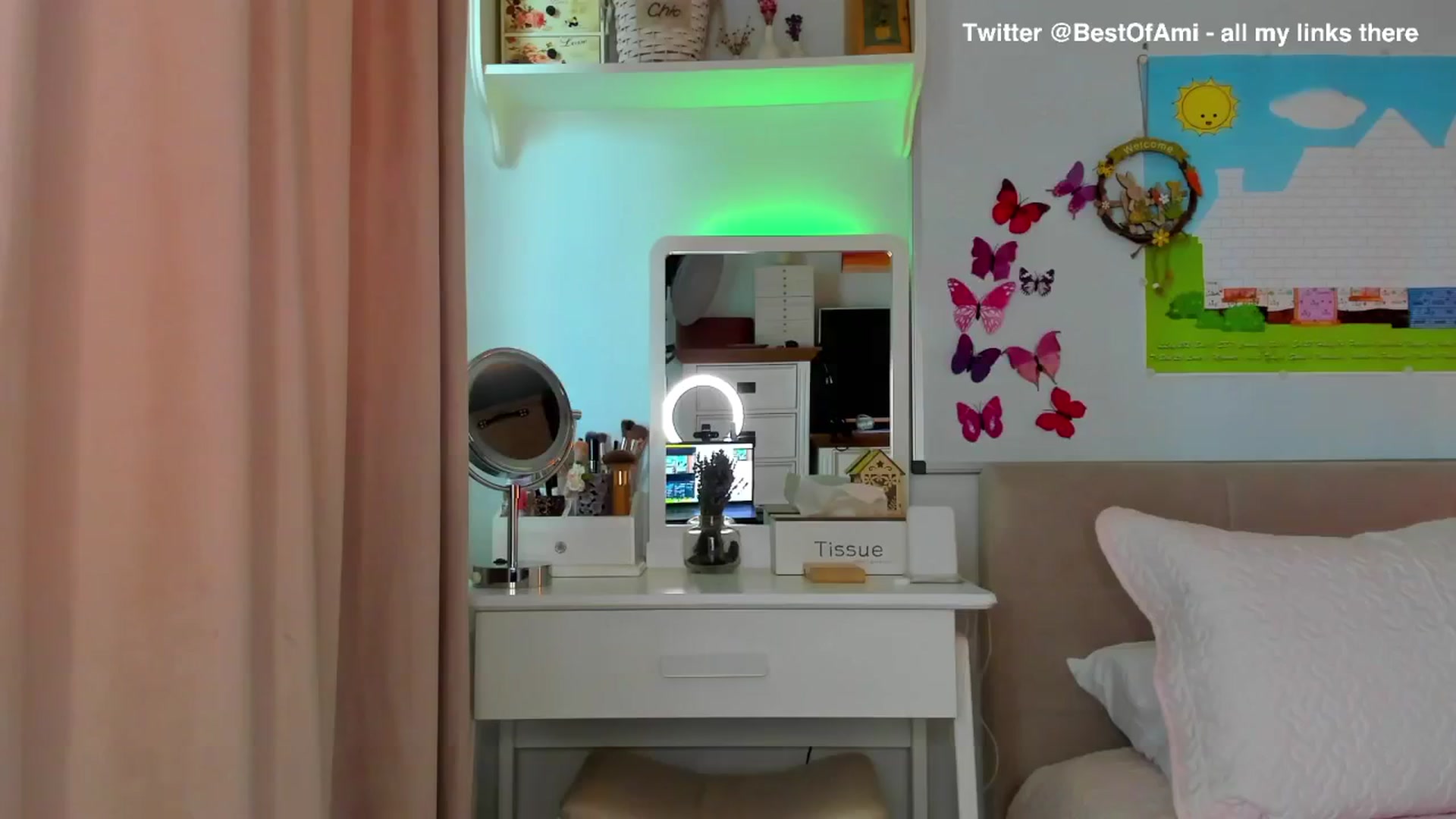 Gallery image thumbnail from Ami_White's myfreecams stream on, 05/10/2024, 11:33 image 7 of 20