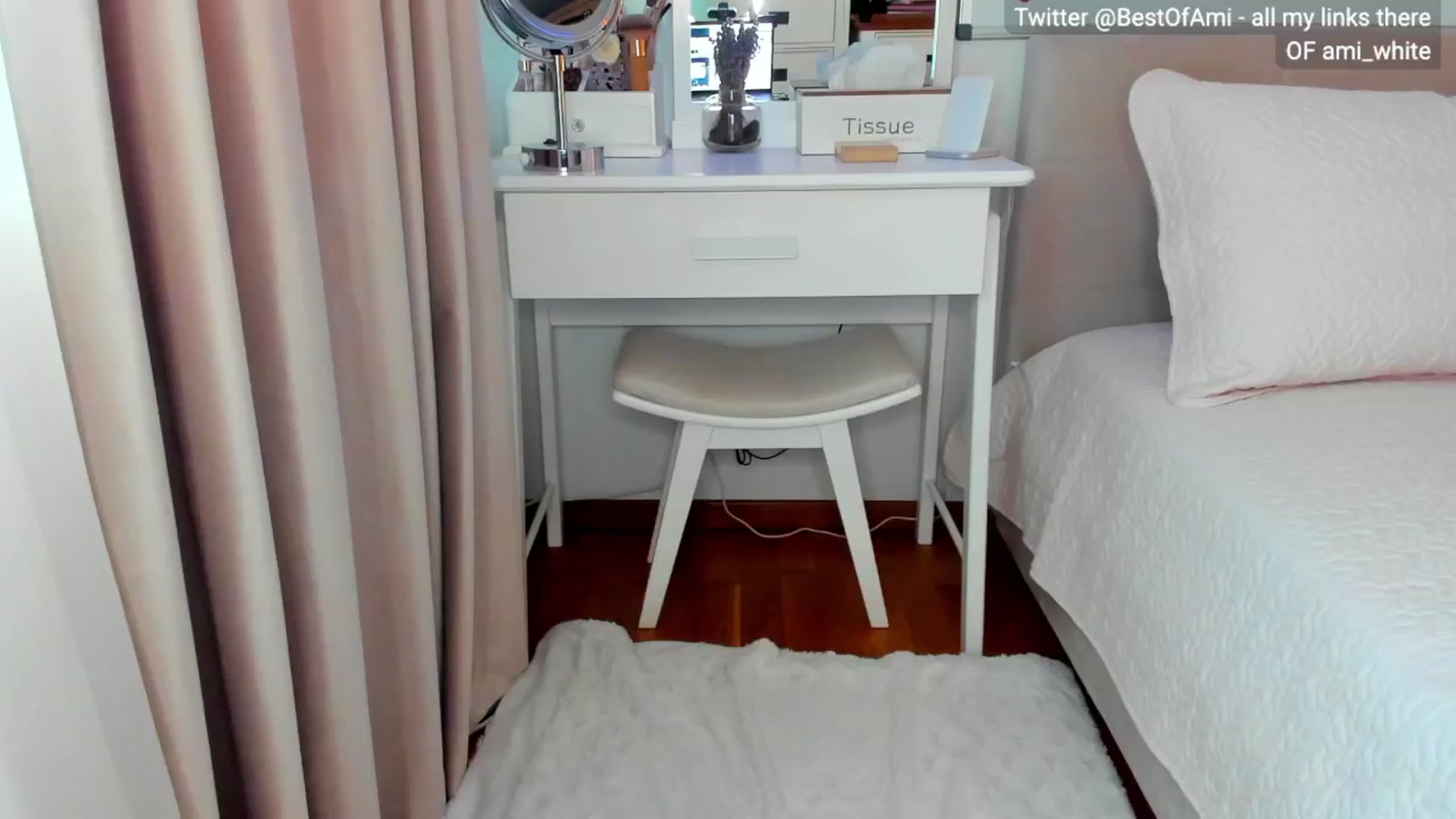 Gallery image thumbnail from Ami_White's myfreecams stream on, 06/08/2024, 16:42 image 7 of 20